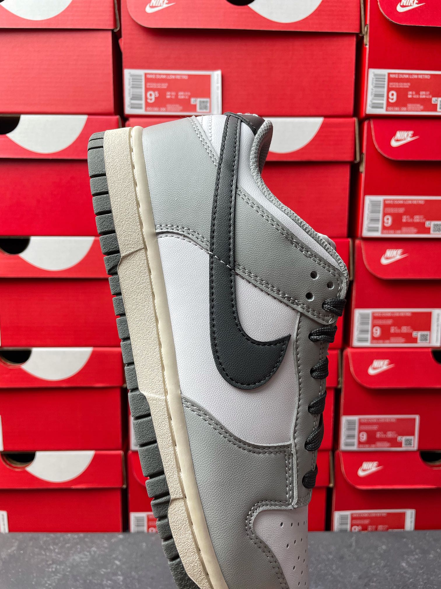 G Batch-Nike Dunk Low “Light Smoke Grey”