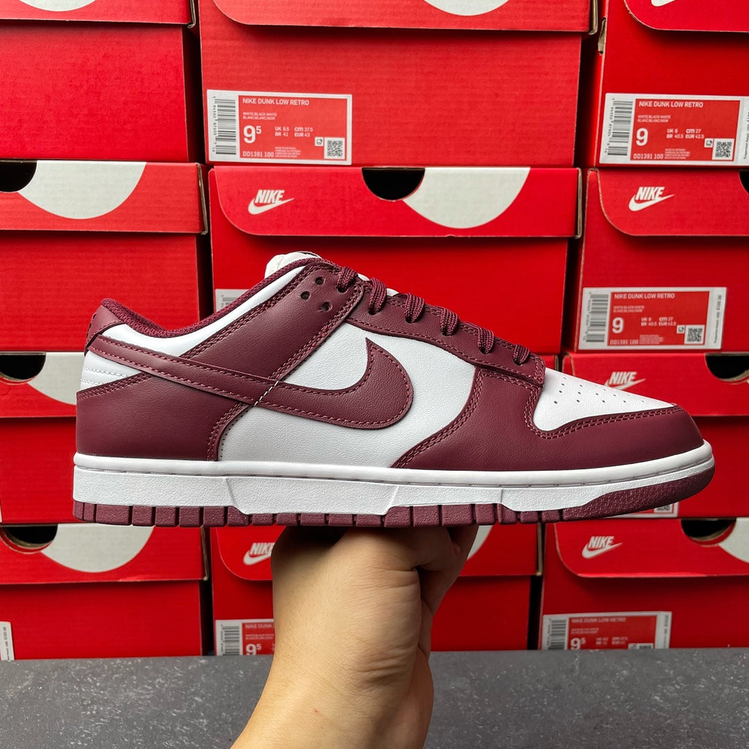 G Batch-Nike Dunk Low “Team Red”