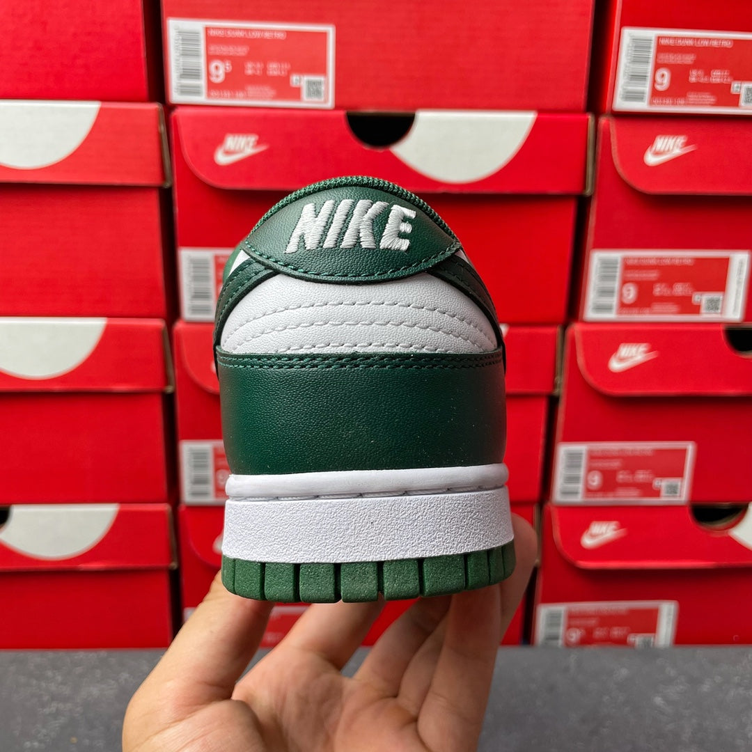 G Batch-Nike Dunk Low “Varsity Green”