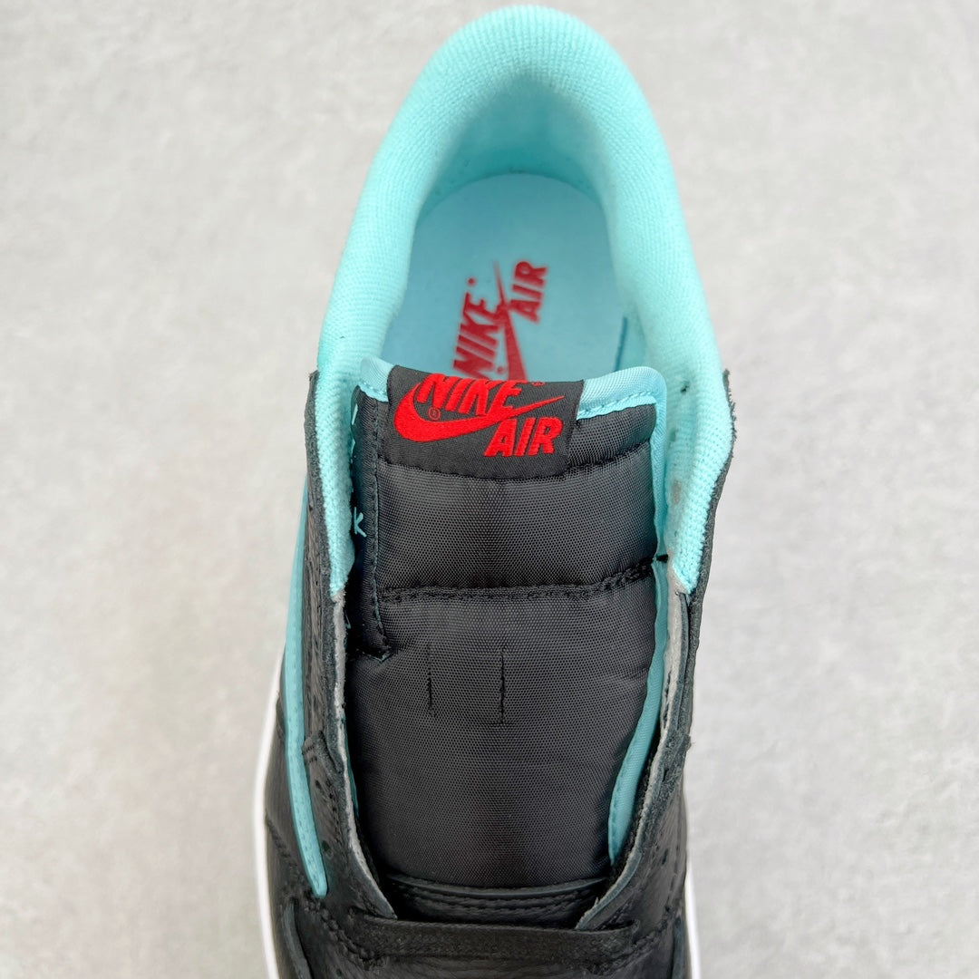 KZ Batch-Air Jordan 1  × Travis Scott  “ Tiffany”