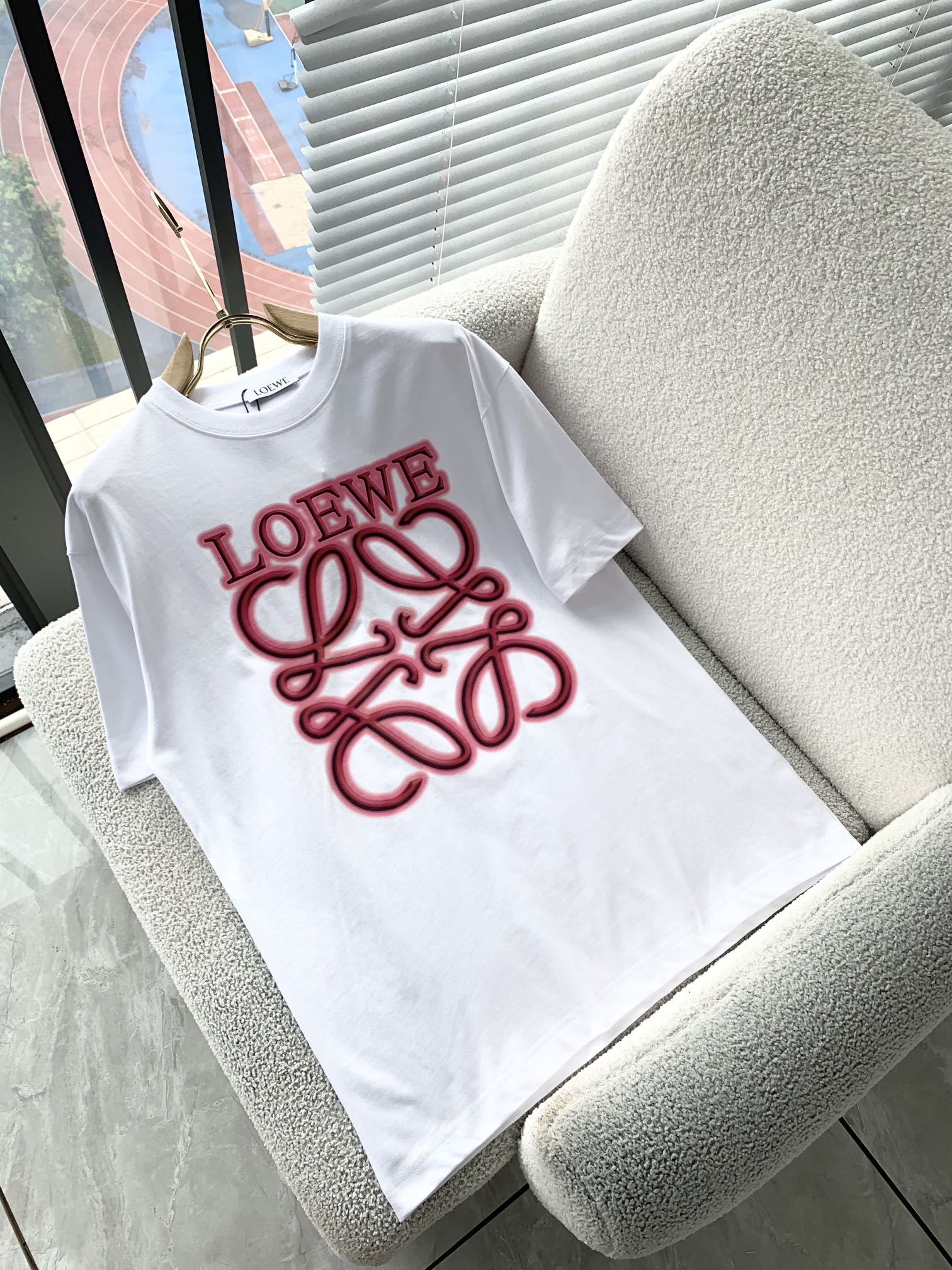 LuxluxHouse Best Quality Clothes T-shirt Loewe