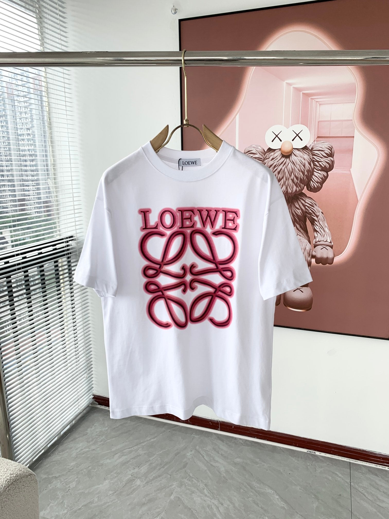 LuxluxHouse Best Quality Clothes T-shirt Loewe