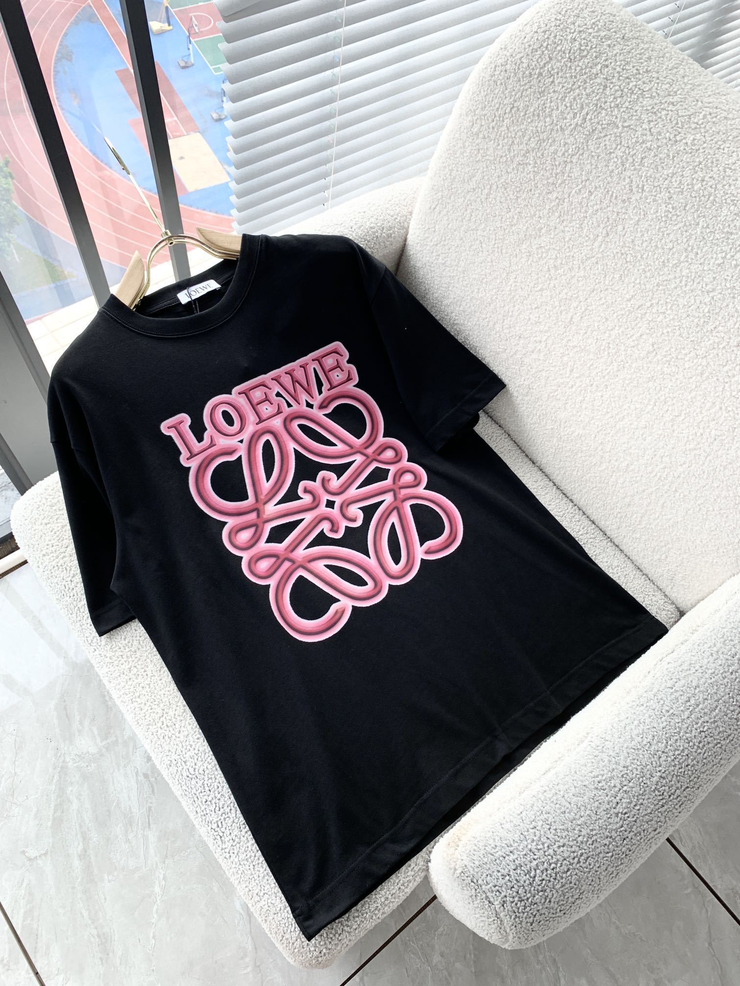 LuxluxHouse Best Quality Clothes T-shirt Loewe