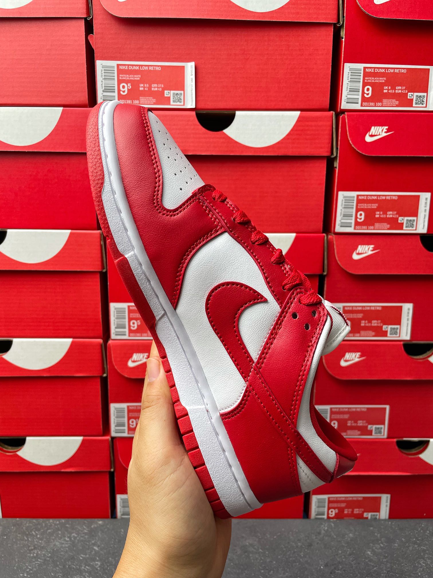 G Batch-Nike Dunk Low “University Red”