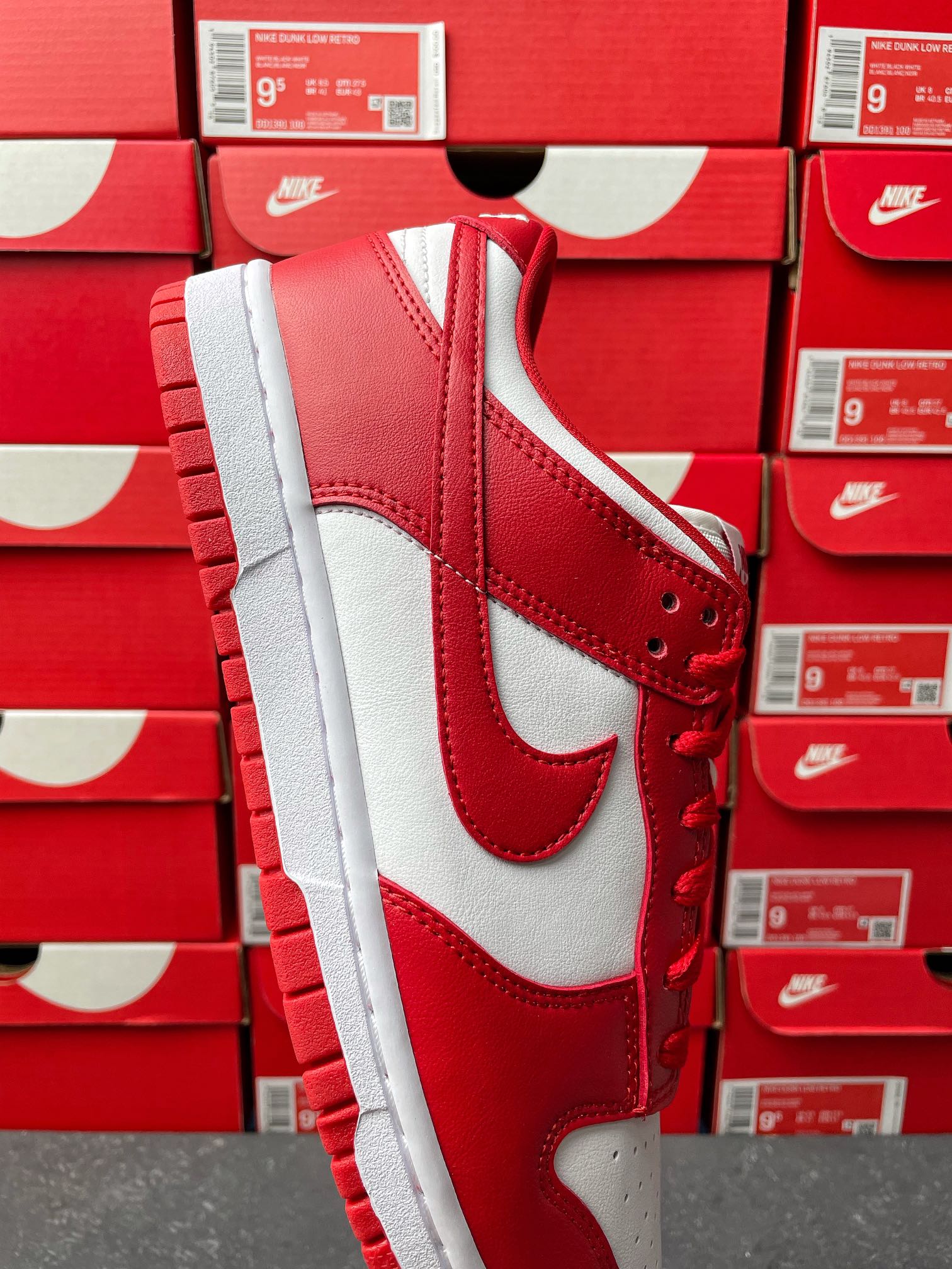 G Batch-Nike Dunk Low “University Red”