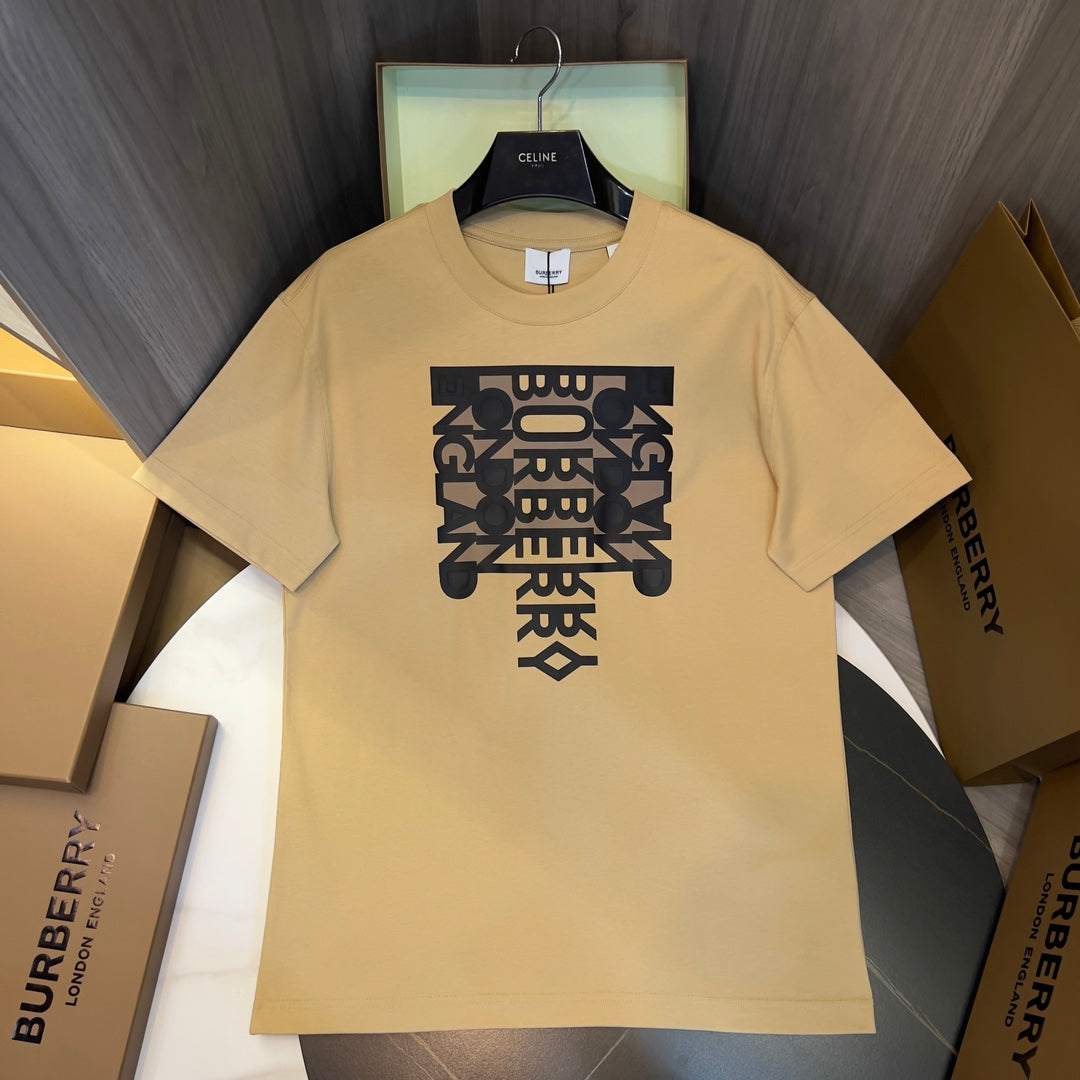 LuxluxHouse Burberry T-shirt NO.1