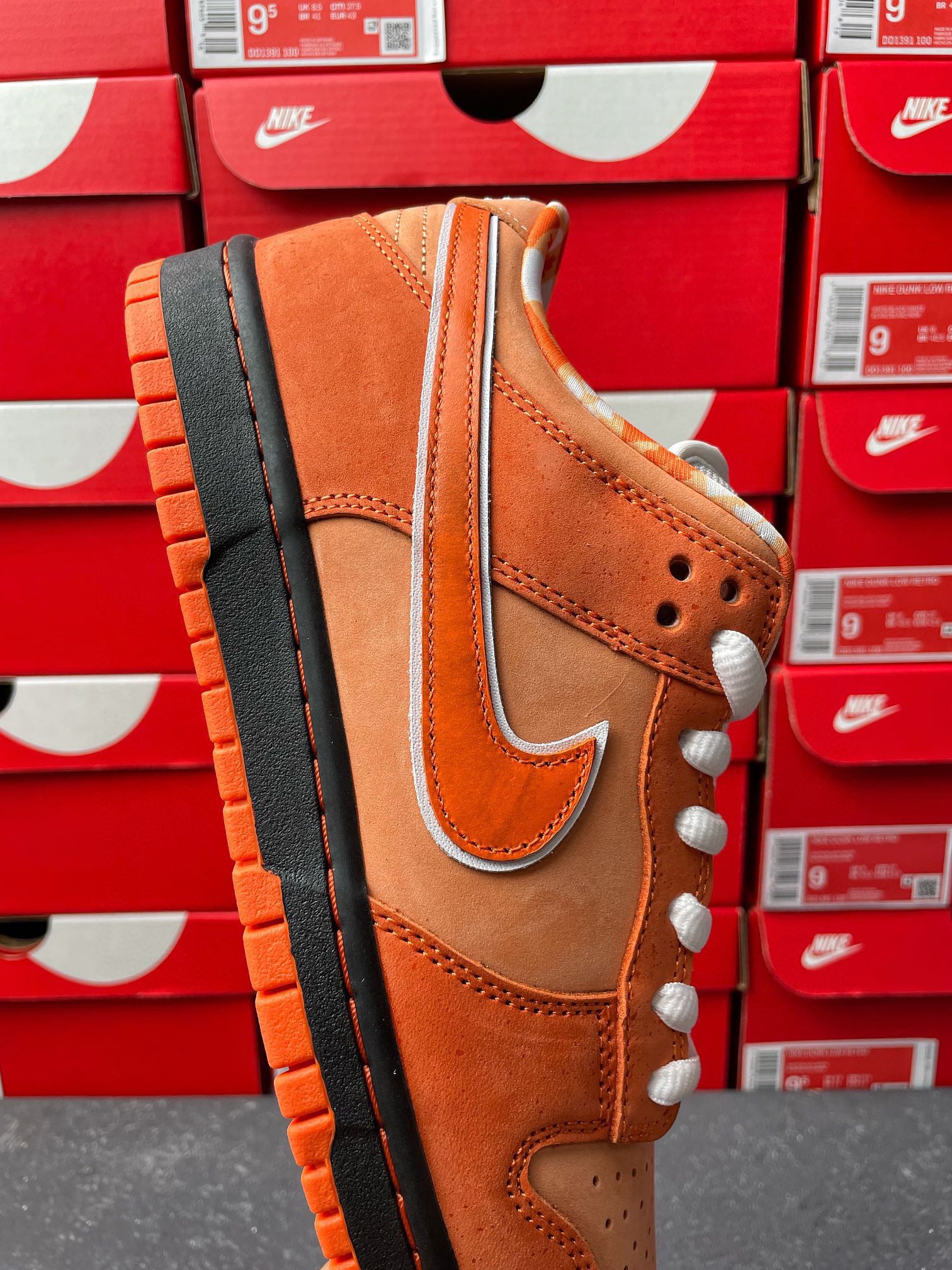 S2 Batch-Concepts x NK SB Dunk Low "Orange Lobster"