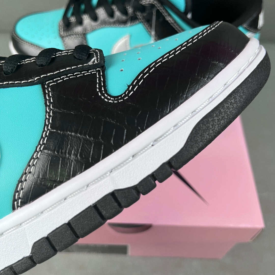 S2 Batch-Diamond Supply Co. X Nike SB Dunk Low Pro "Tiffany"