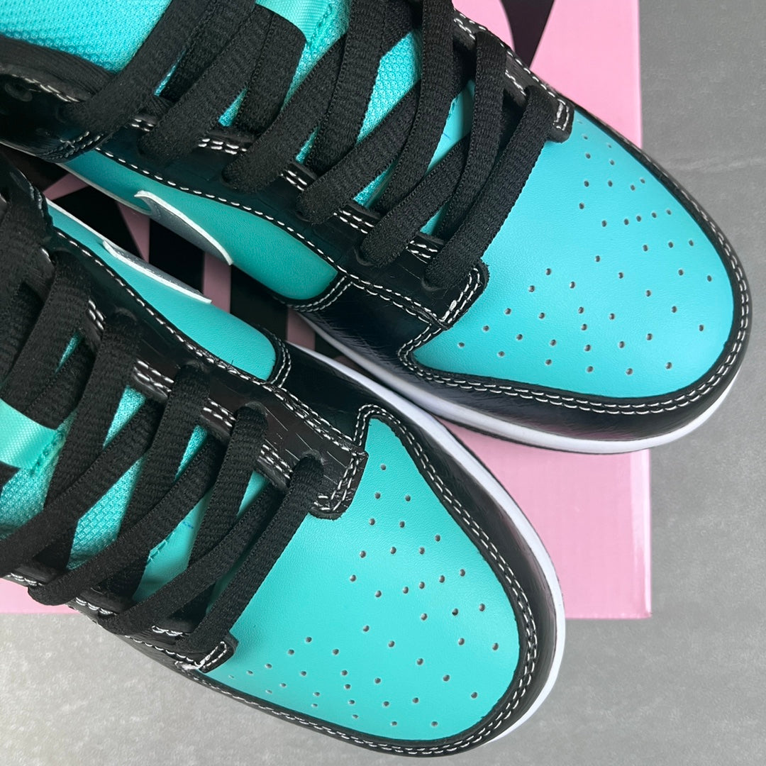 S2 Batch-Diamond Supply Co. X Nike SB Dunk Low Pro "Tiffany"