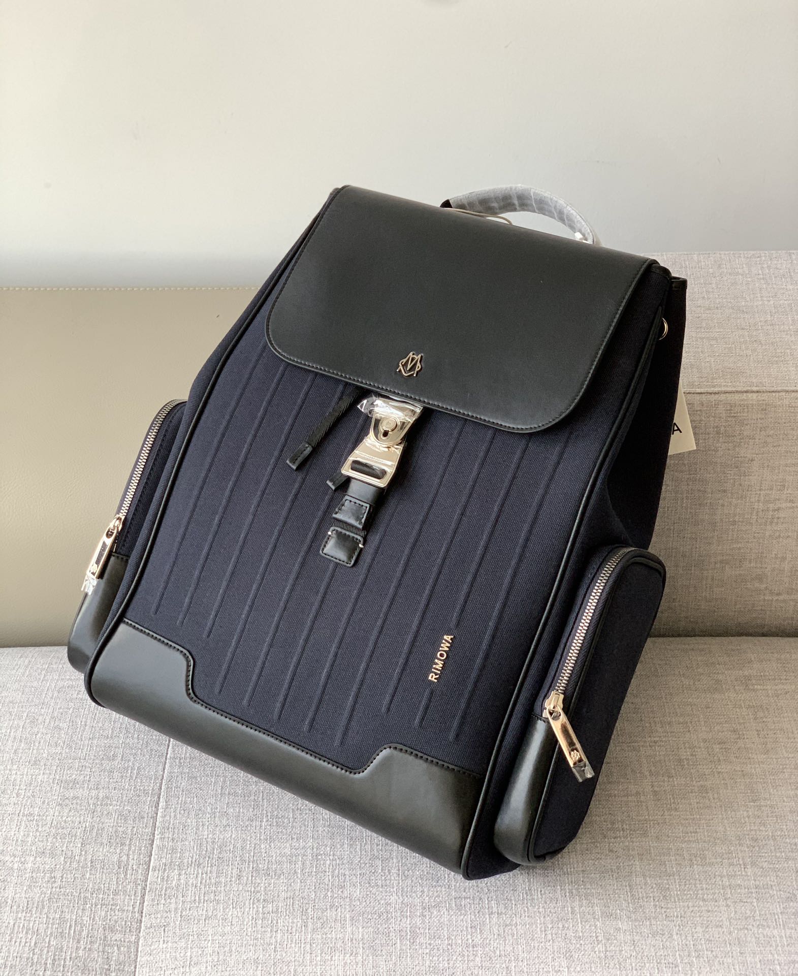 LuxluxHouse Best Quality Bags Luggage
