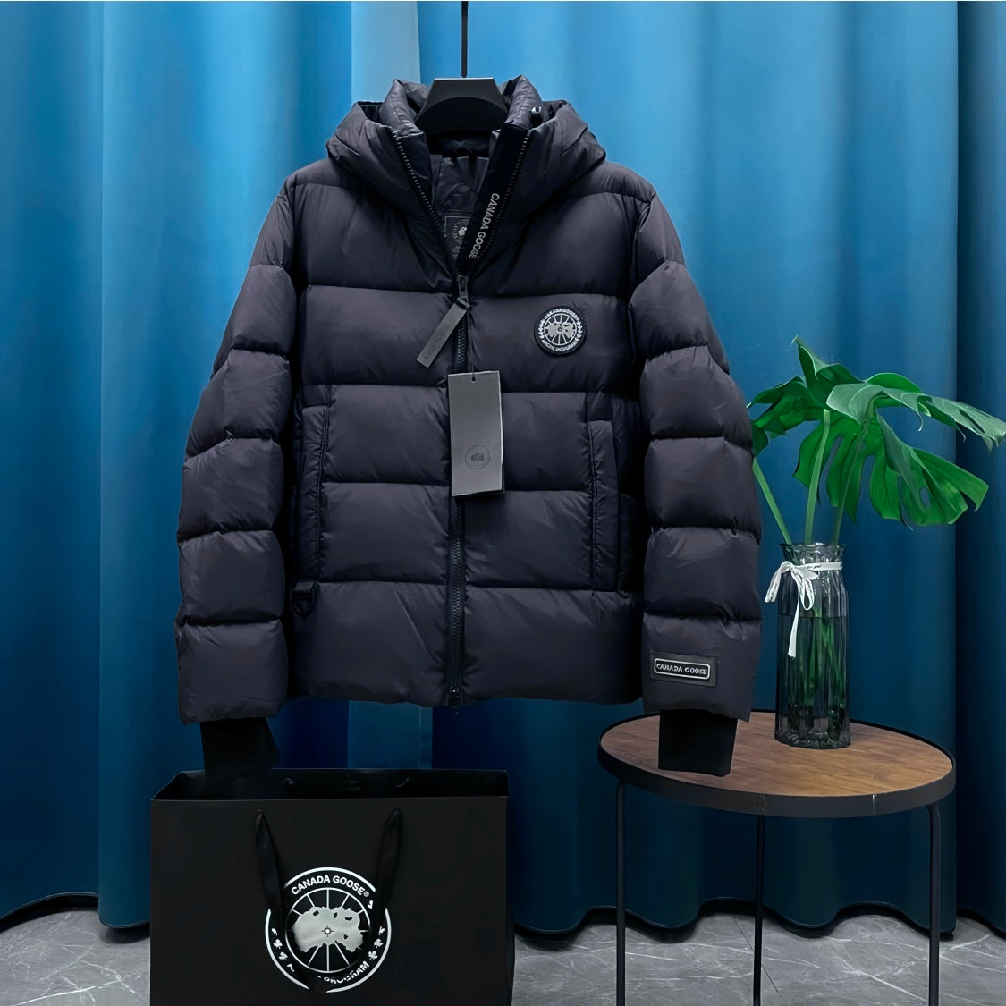 Canada Goose Coats & Jackets