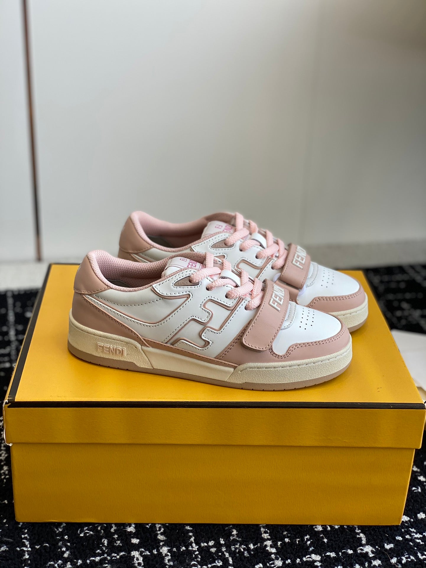 LuxluxHouse Best Quality Shoes Fendi