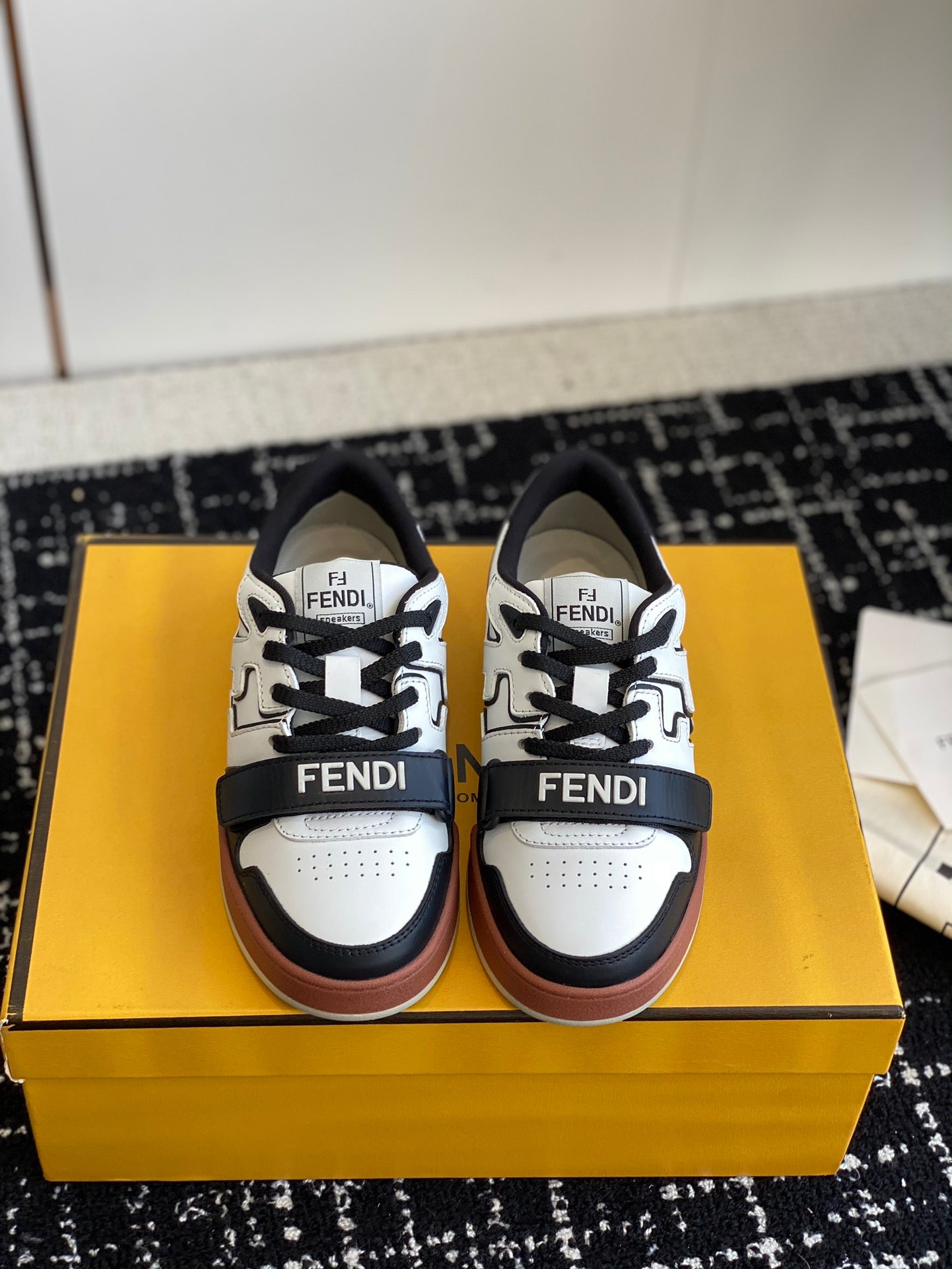 LuxluxHouse Best Quality Shoes Fendi