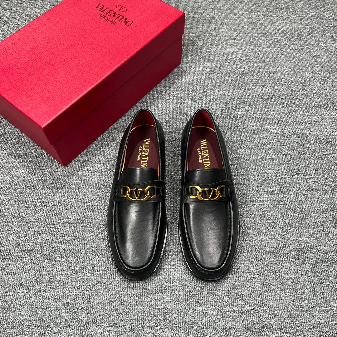 LuxluxHouse Best Quality Shoes Valentino