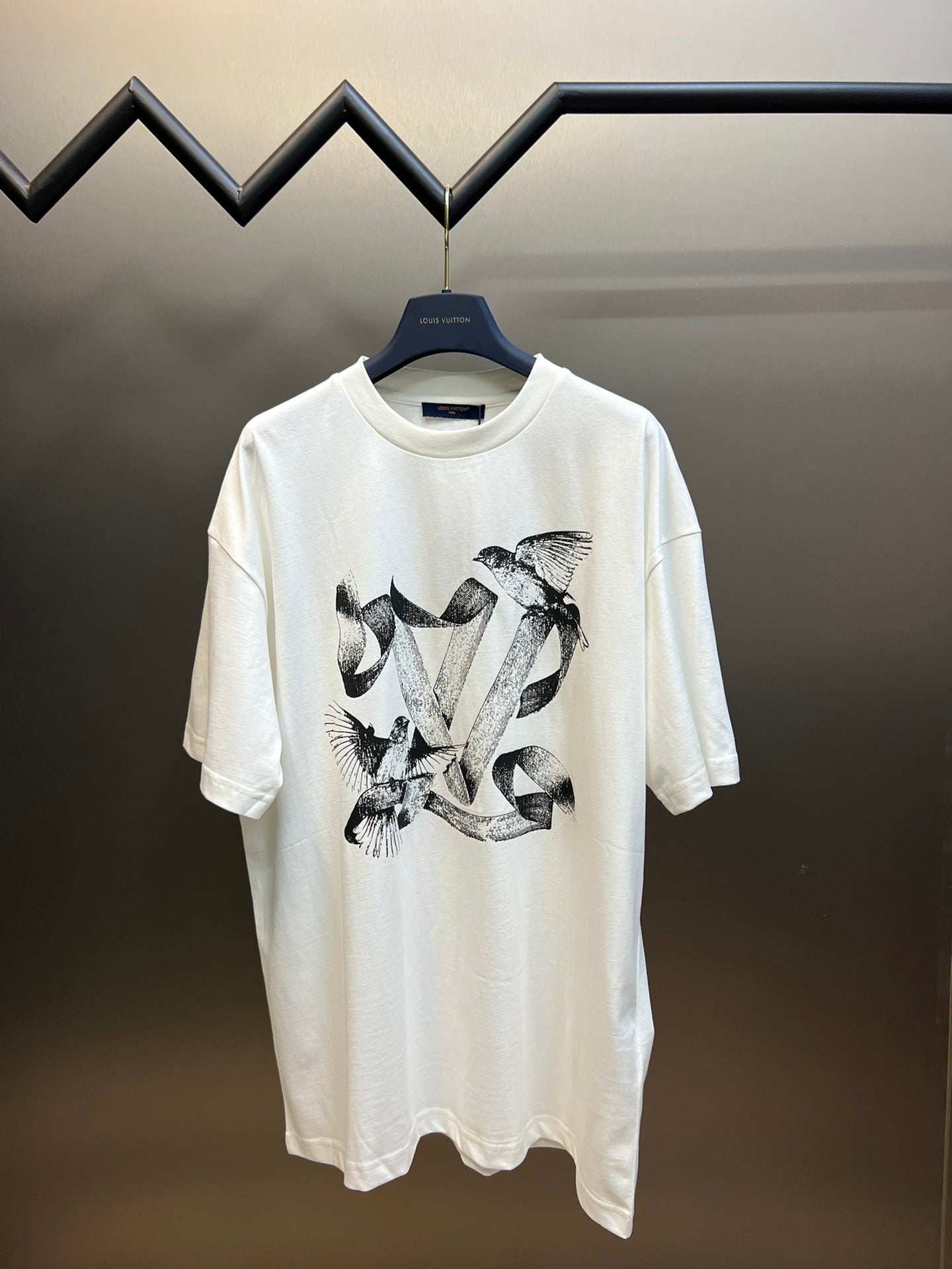 LuxluxHouse Louis Vuitton T-shirt NO.2