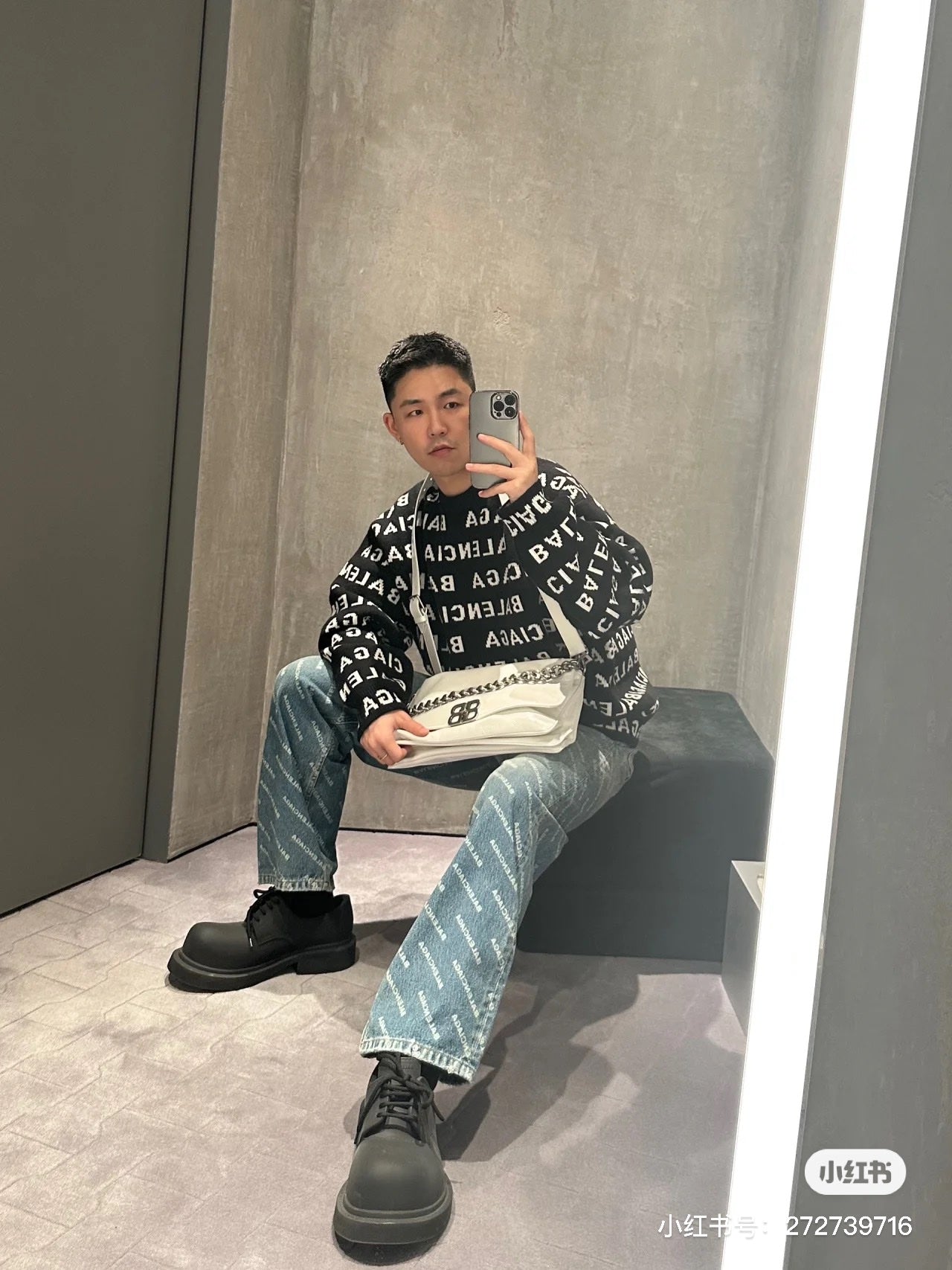 LuxluxHouse Best Quality Clothes Balenciaga Hoodie & Sweater