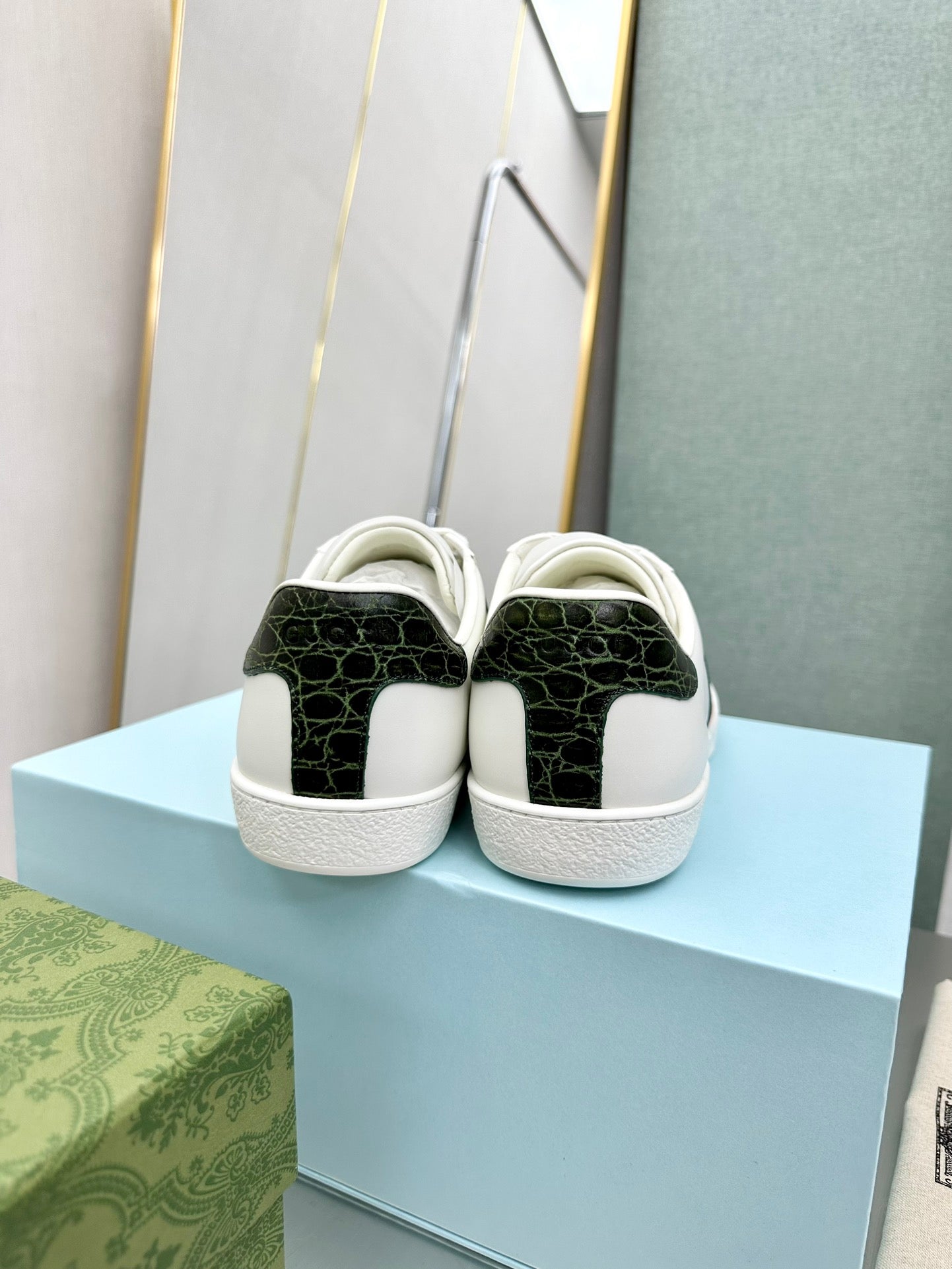 LuxluxHouse Best Quality Gucci Women Shoes