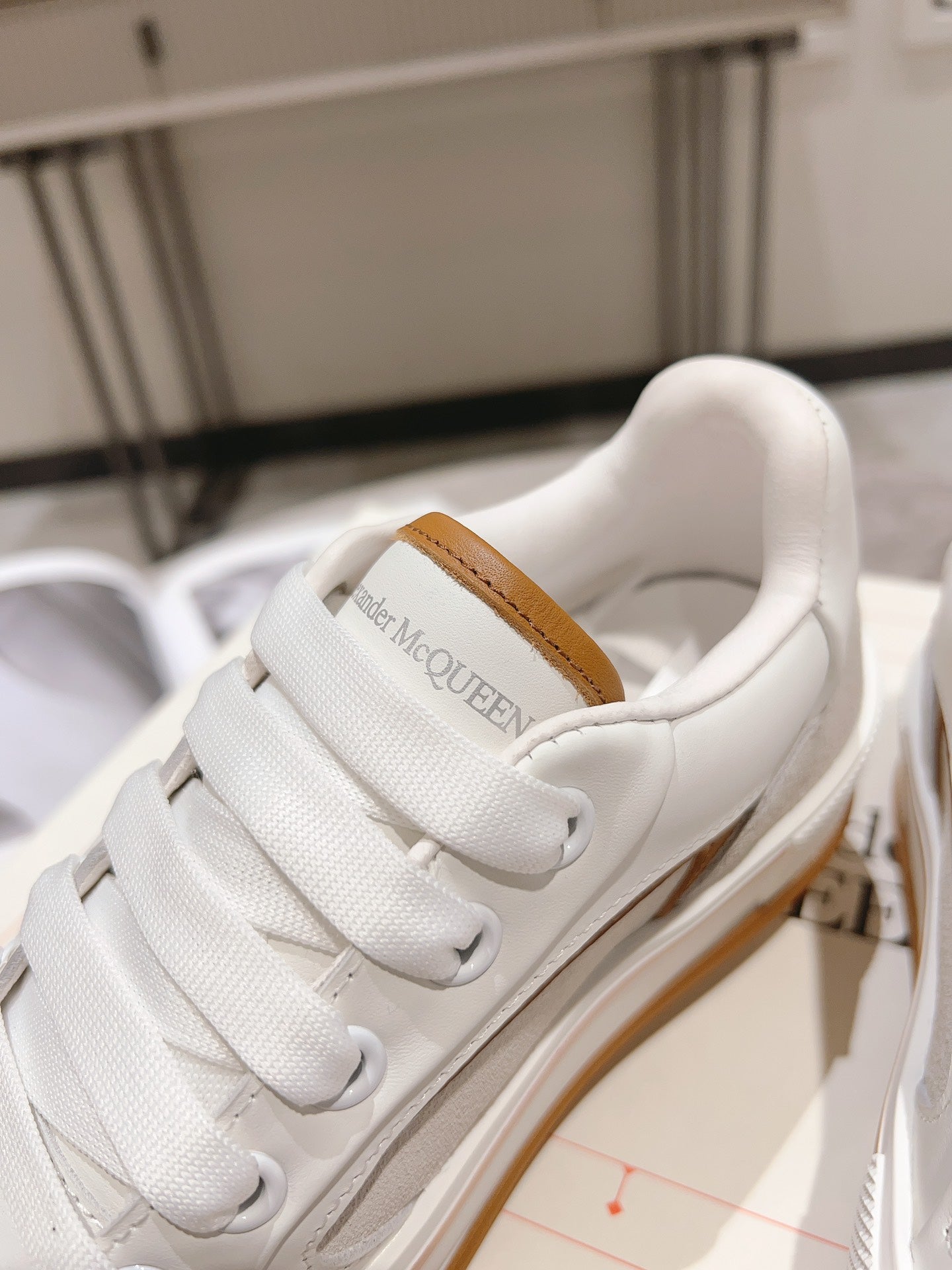 LuxluxHouse Best Quality Shoes Alexander McQueen
