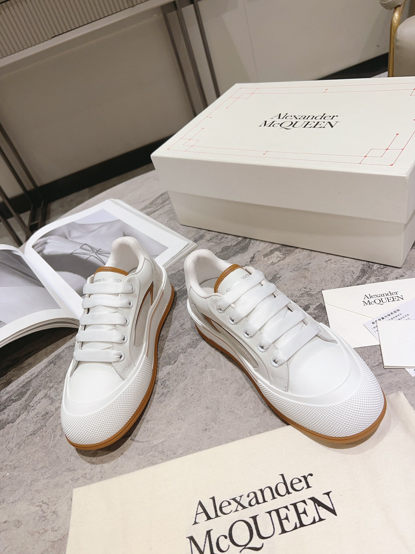 LuxluxHouse Best Quality Shoes Alexander McQueen