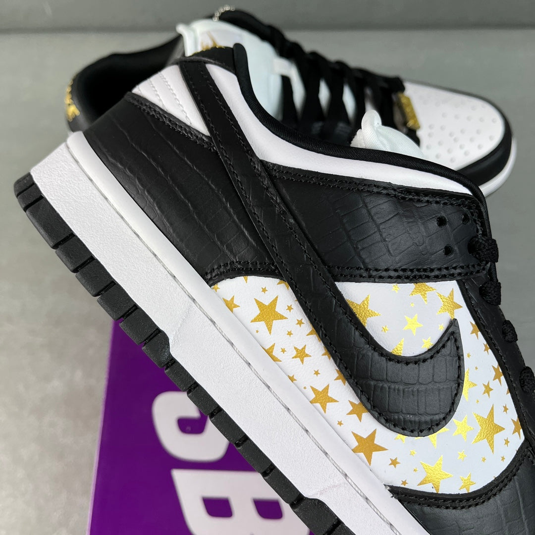 AY Batch-Supreme × Dunk SB Low “Black Stars”