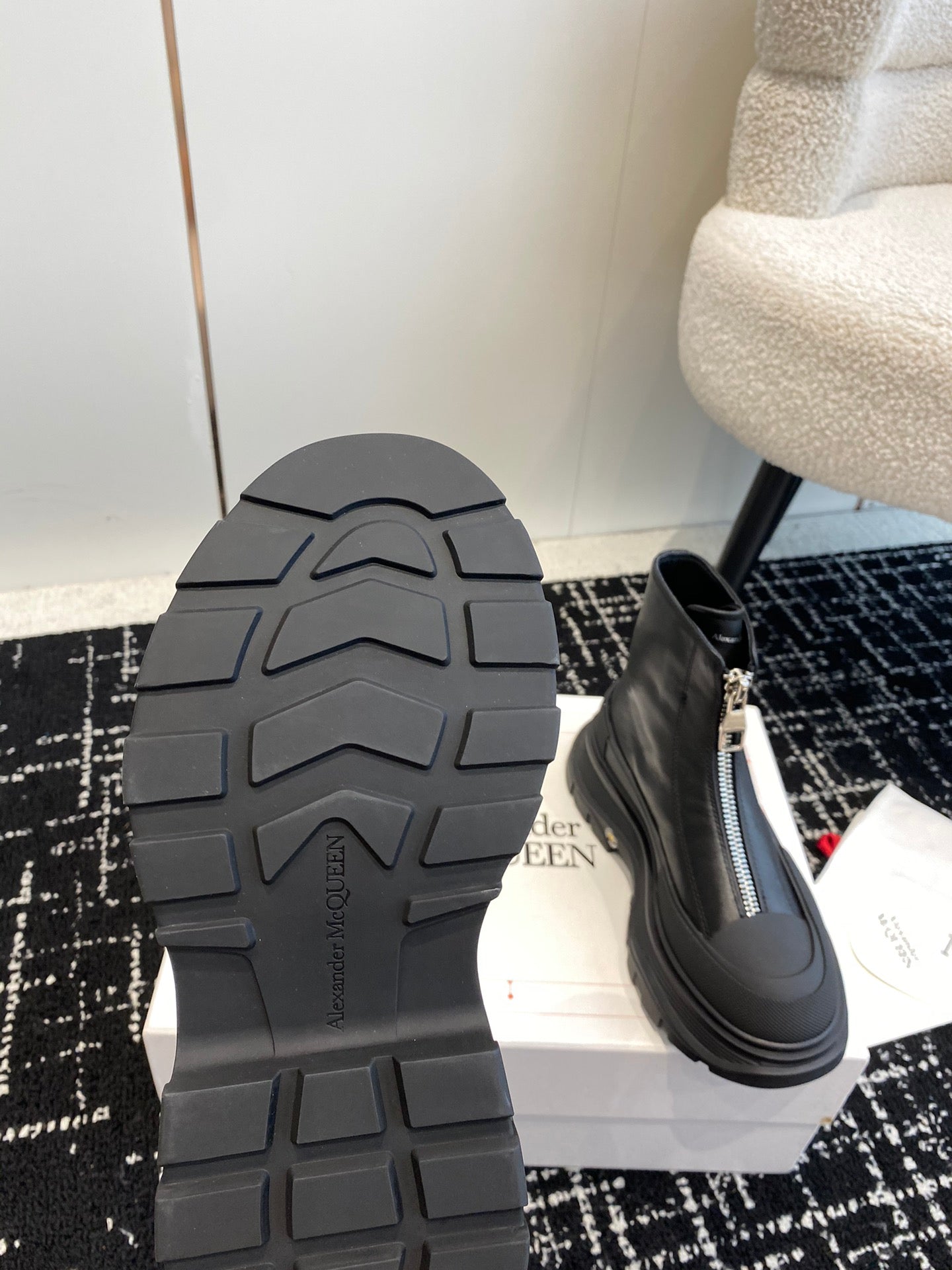 LuxluxHouse Best Quality Shoes Alexander McQueen