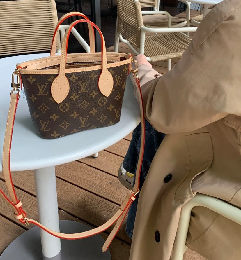 LuxluxHouse Best Quality Bags Louis Vuitton Women Men