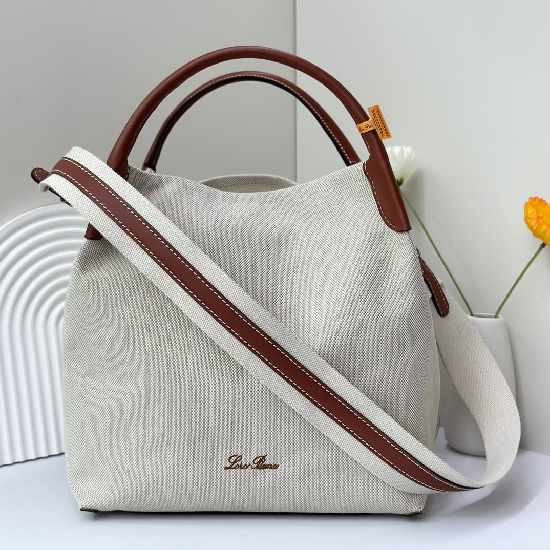 LuxluxHouse Best Quality Bags Loro Piana Women