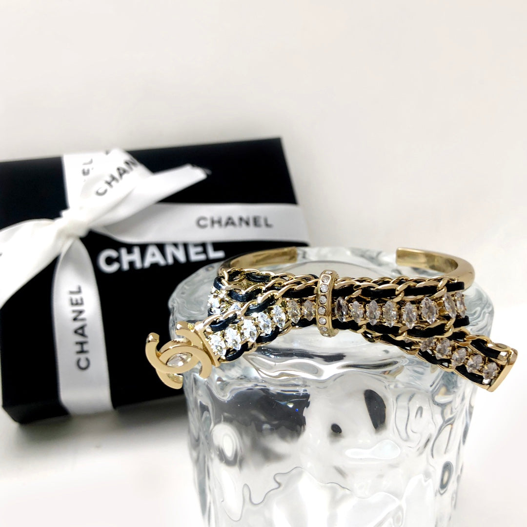 LuxluxHouse Best Quality Accessories Bracelet Bracelet Earrings Chanel Earrings
