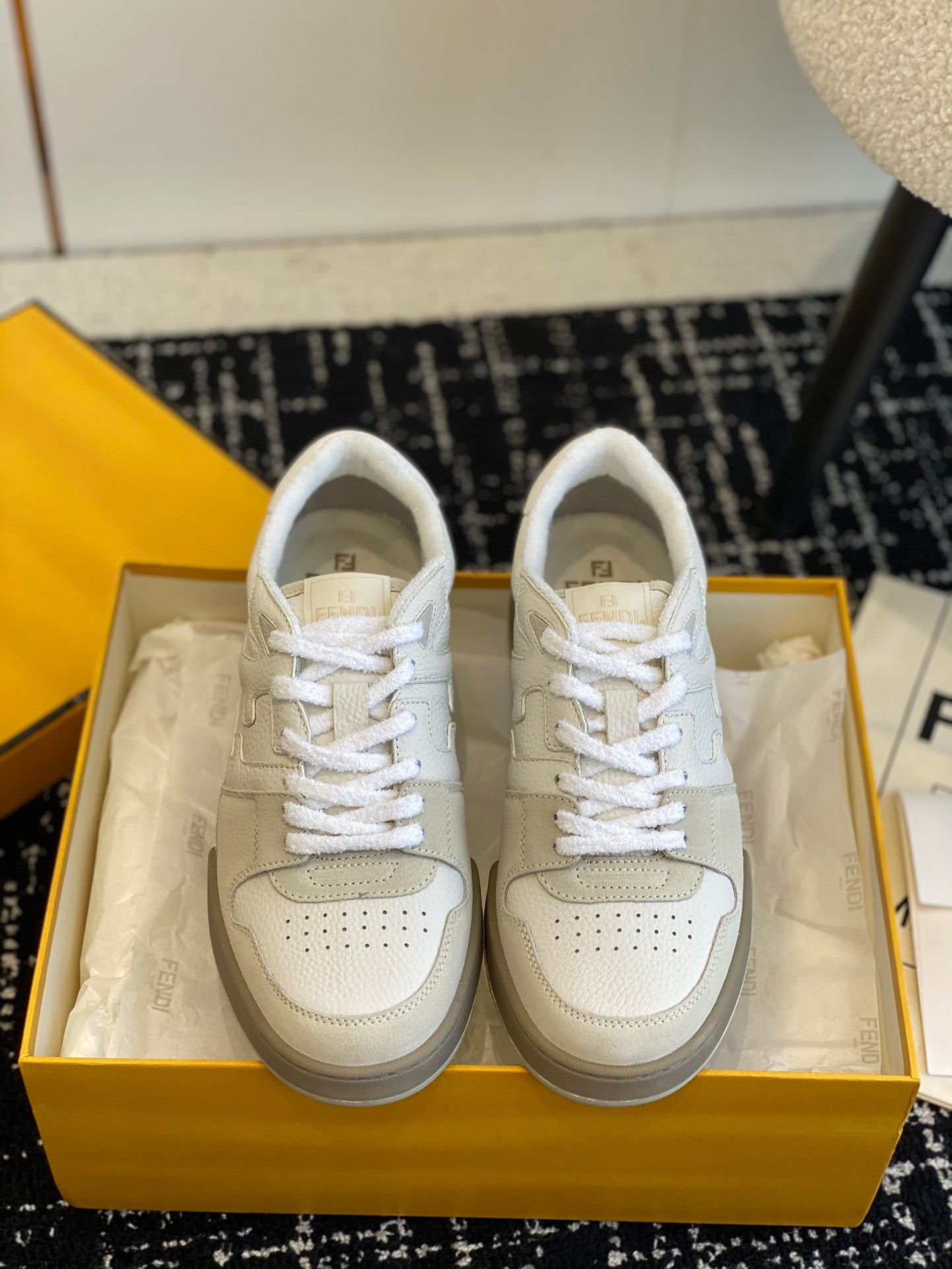 LuxluxHouse Best Quality Shoes Fendi