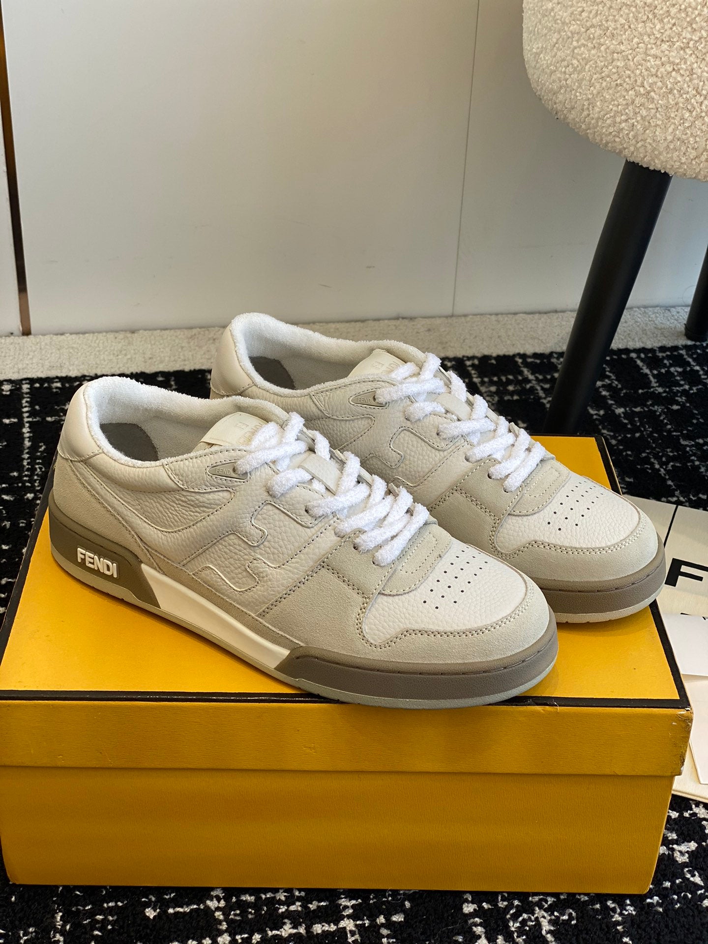 LuxluxHouse Best Quality Shoes Fendi