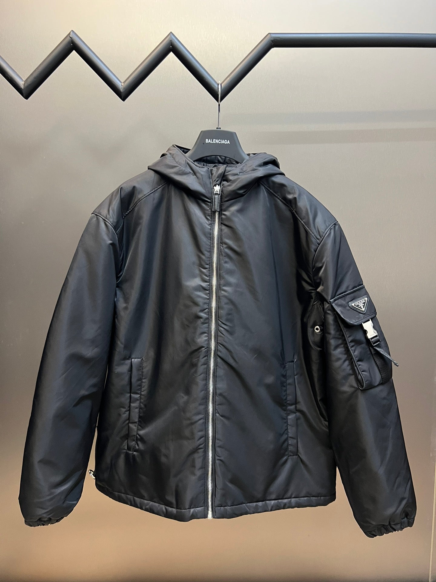 LuxluxHouse Prada Coats & Jackets NO.1