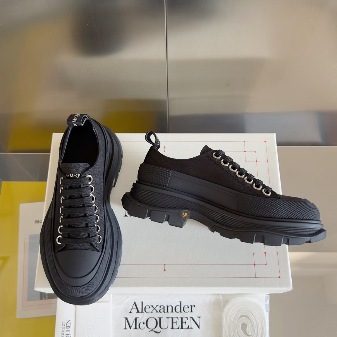 LuxluxHouse Best Quality Shoes Alexander McQueen