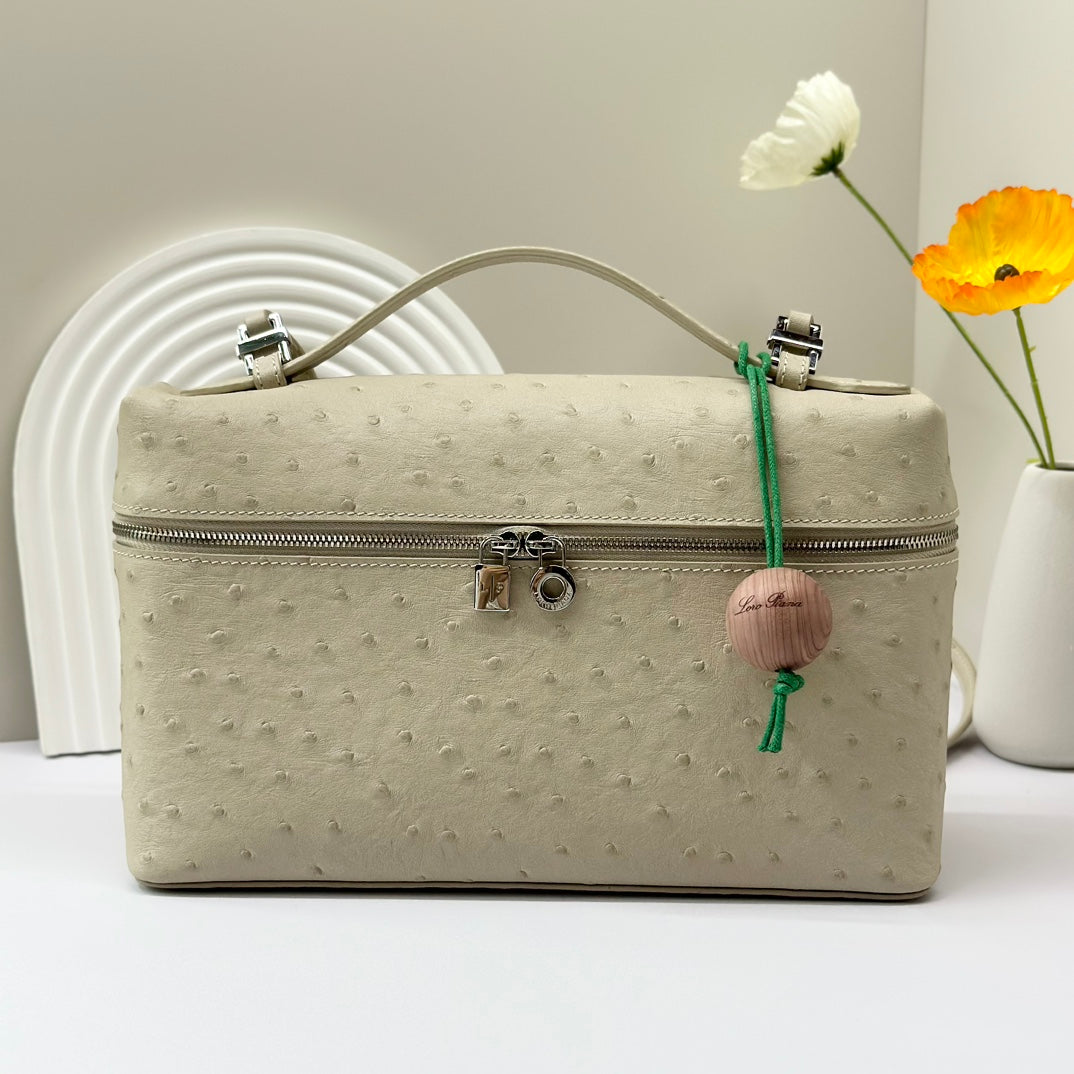 LuxluxHouse Best Quality Bags Loro Piana Women