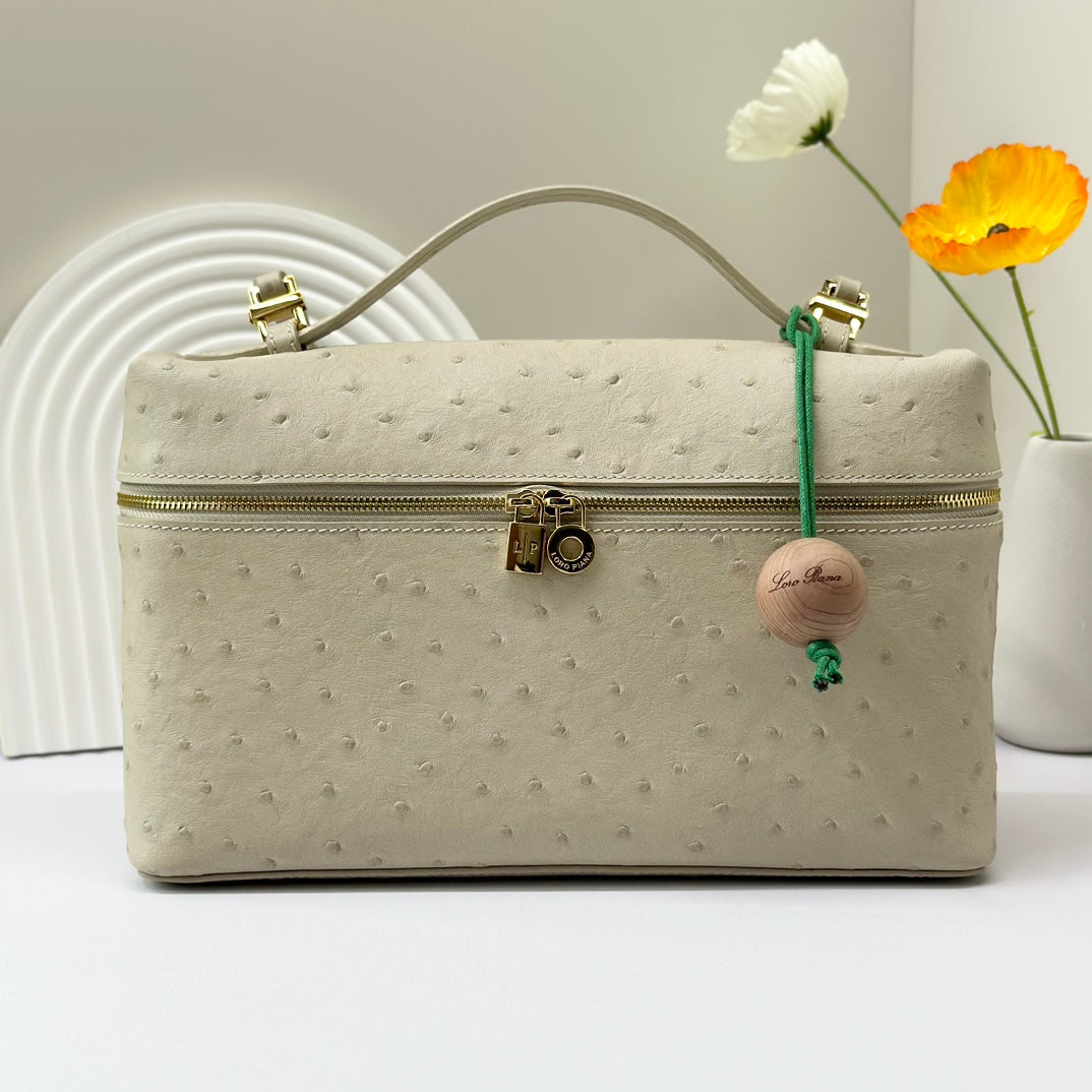 LuxluxHouse Best Quality Bags Loro Piana Women