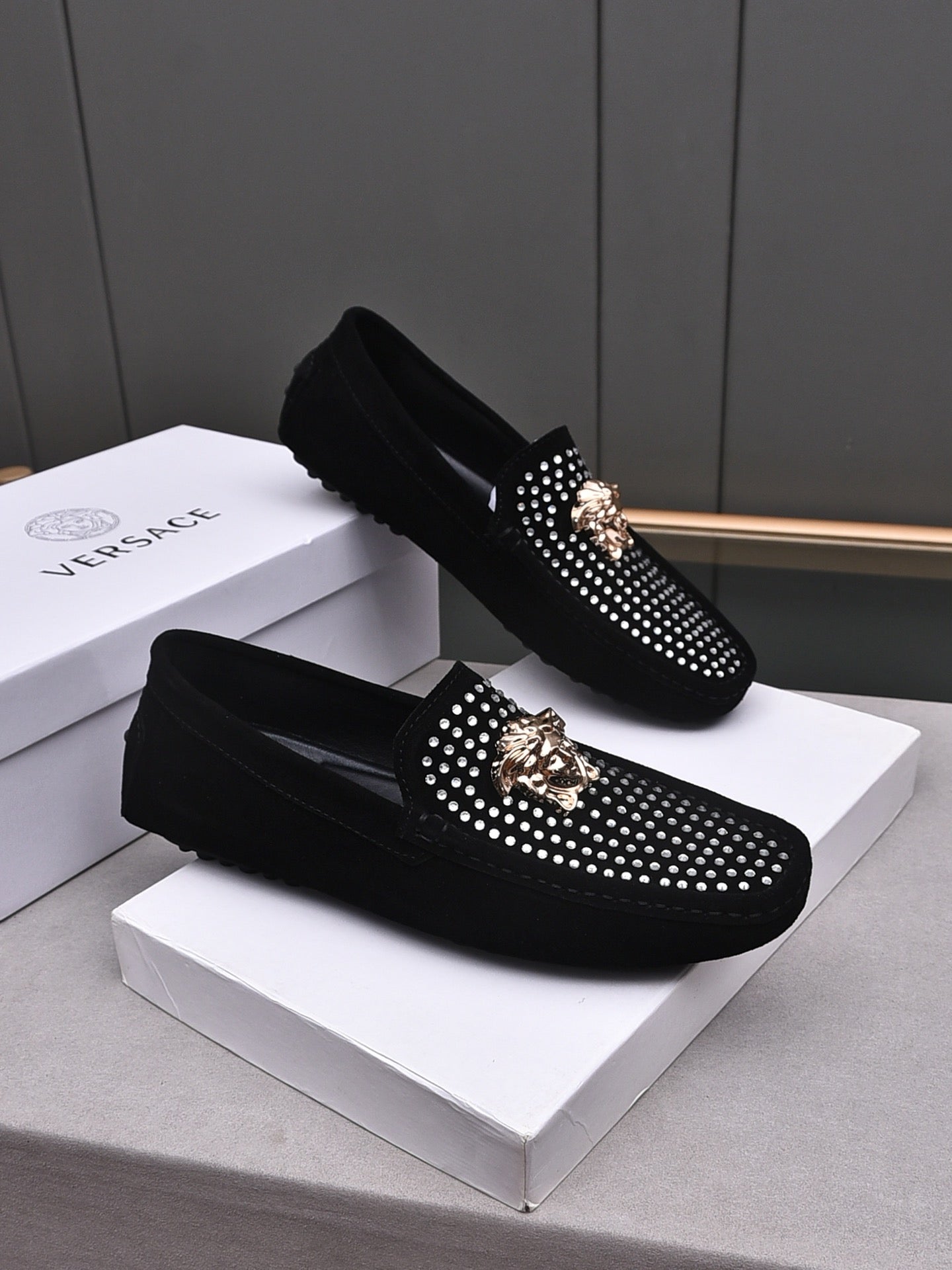 LuxluxHouse Best Quality Shoes Versace