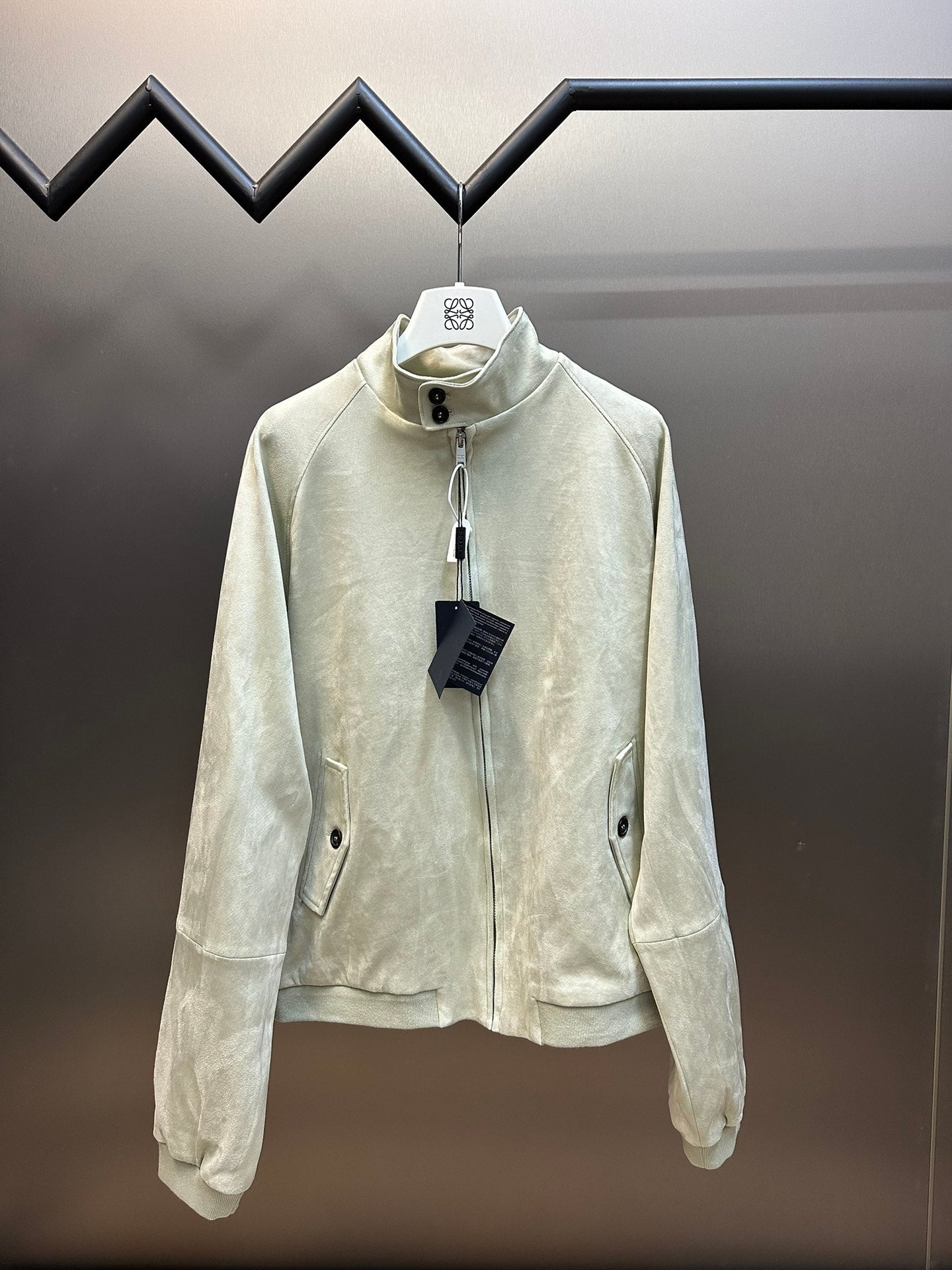 LuxluxHouse Prada Coats & Jackets NO.1