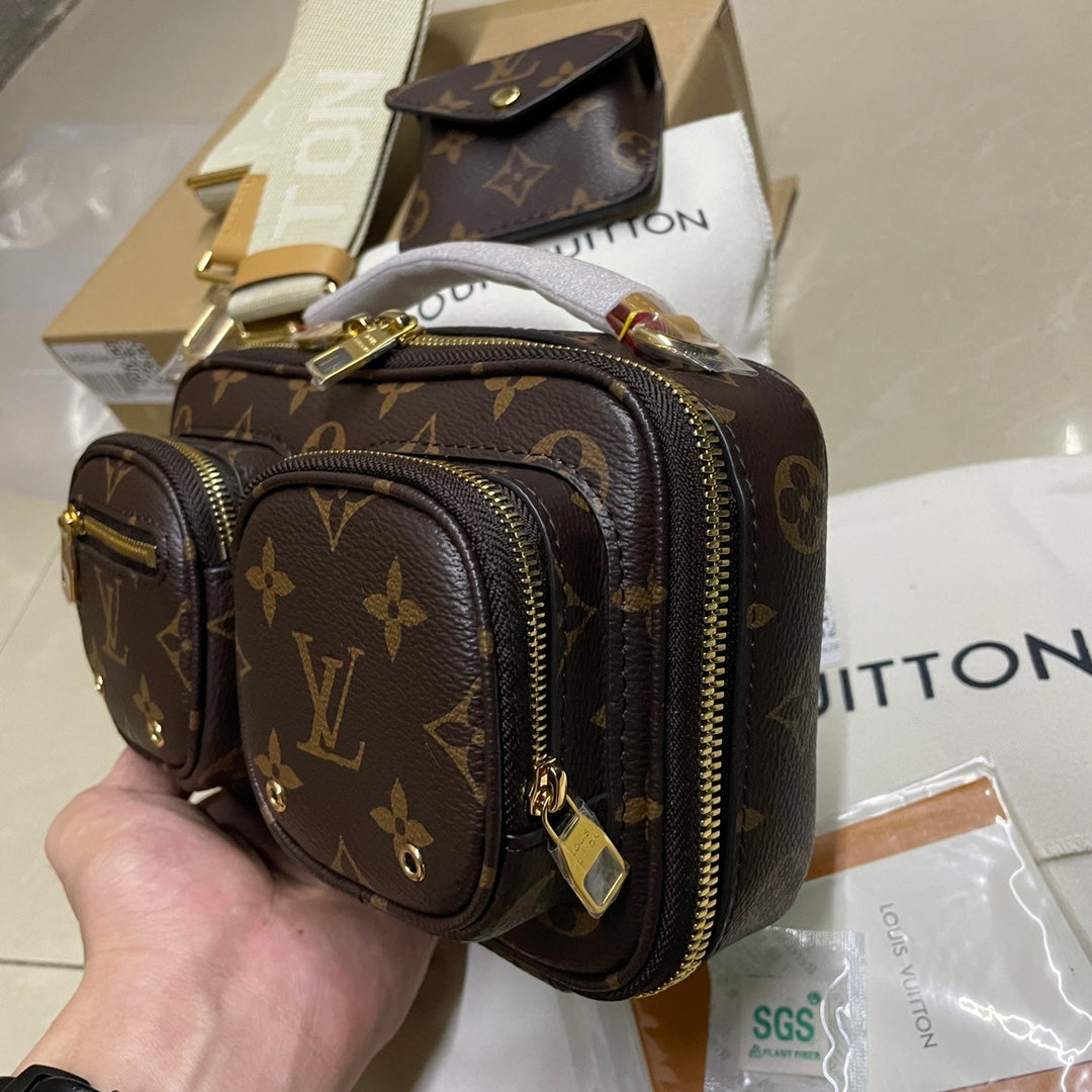LuxluxHouse Best Quality Bags Louis Vuitton Women Men
