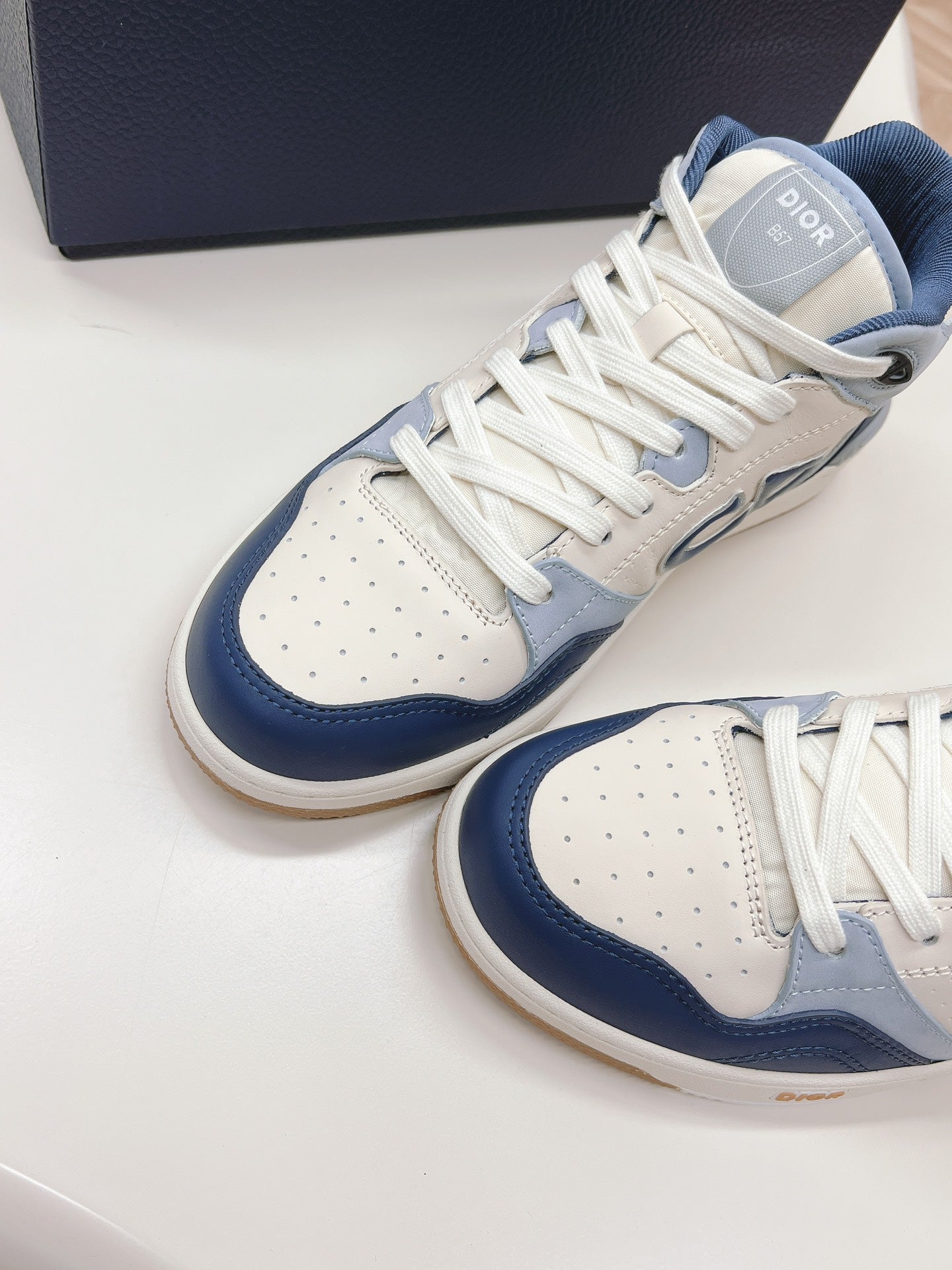 LuxluxHouse Best Quality Shoes Dior