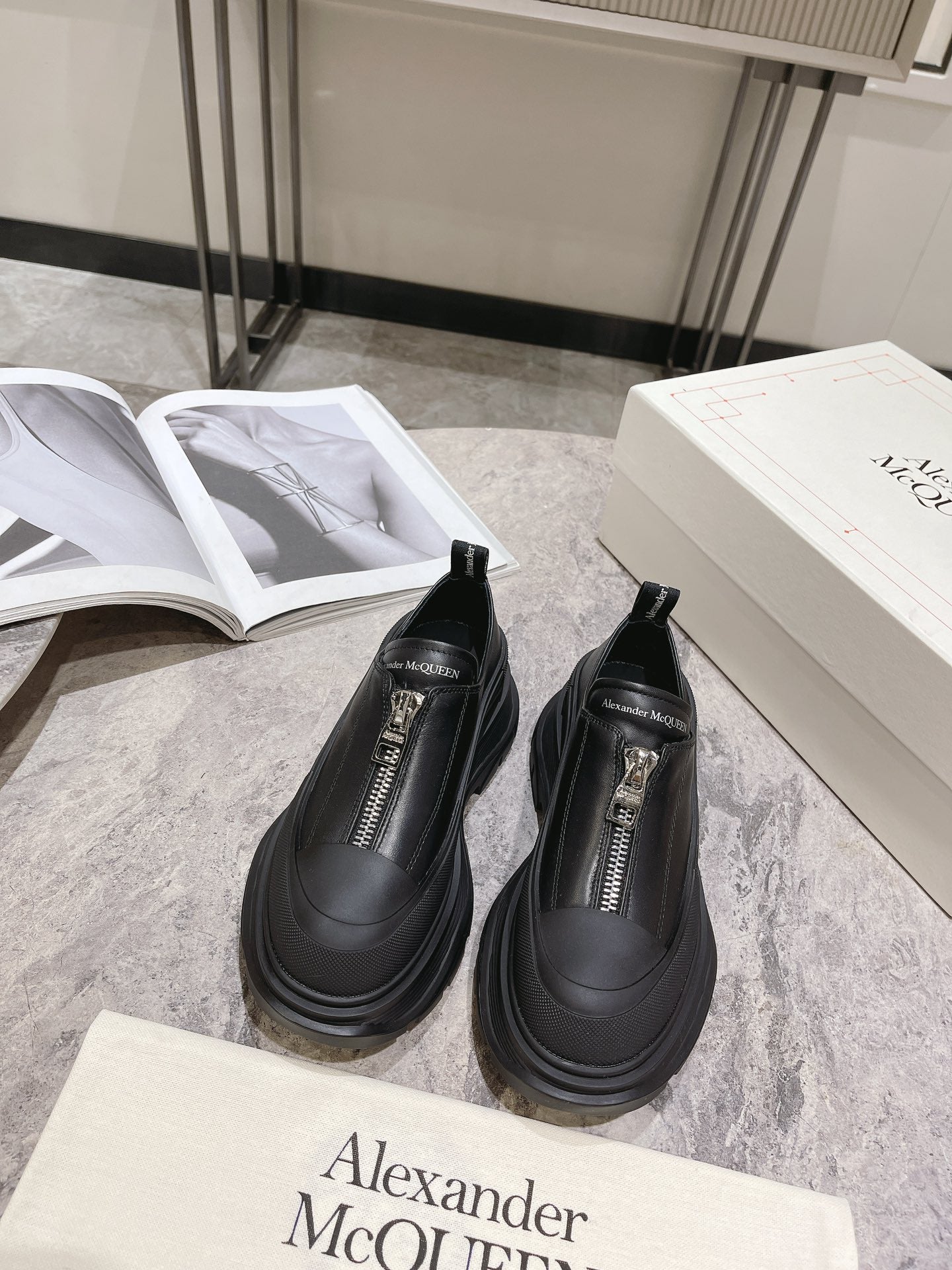 LuxluxHouse Best Quality Shoes Alexander McQueen