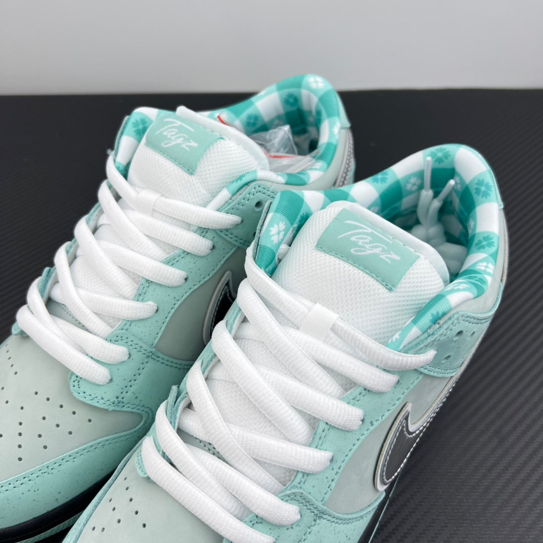 AY Batch-Concepts x NK SB Dunk Low "Tiffany Lobster"