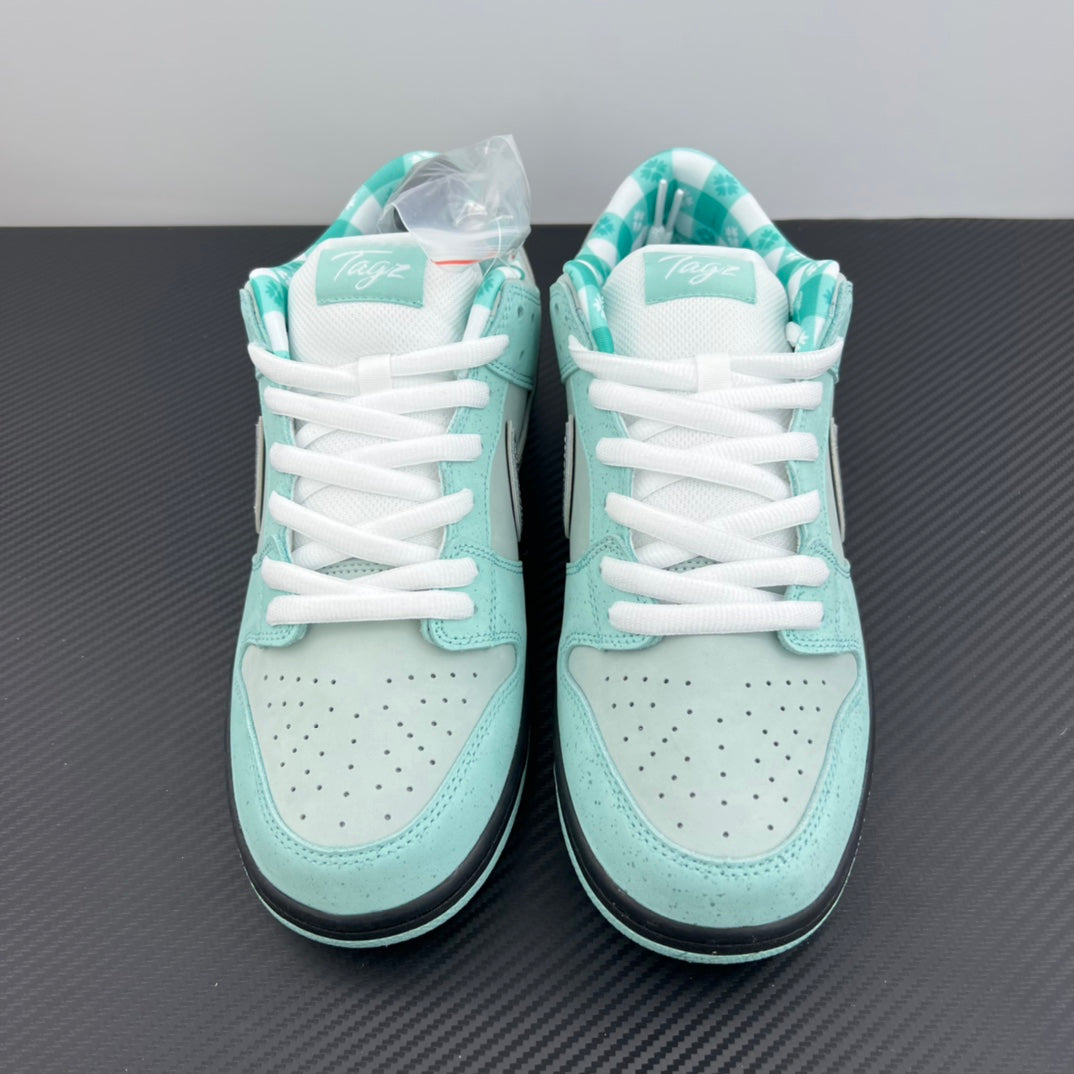 AY Batch-Concepts x NK SB Dunk Low "Tiffany Lobster"