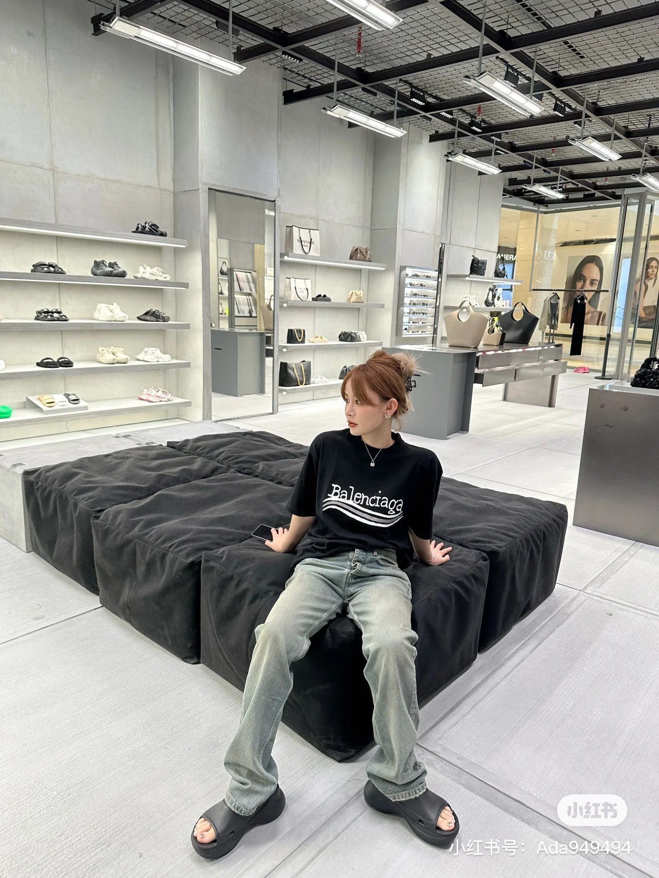 LuxluxHouse Best Quality Clothes Balenciaga T-shirt