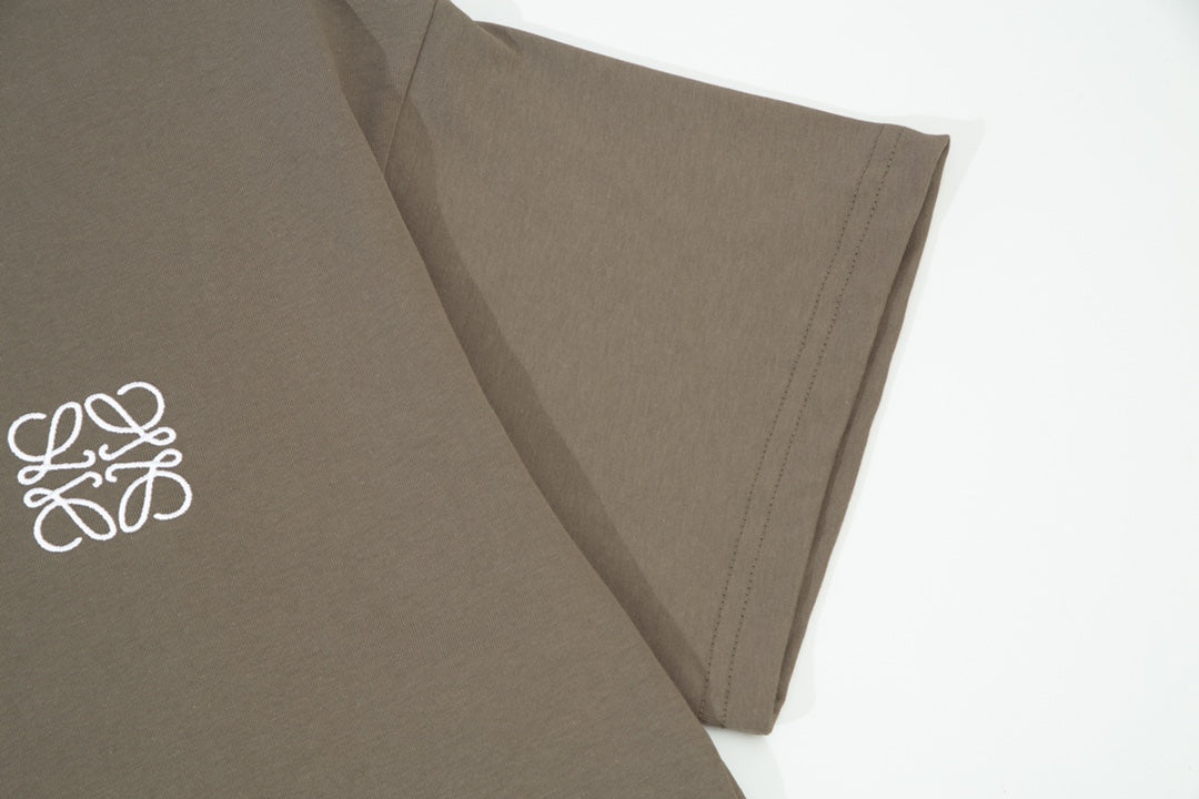 LuxluxHouse Best Quality Clothes T-shirt Loewe