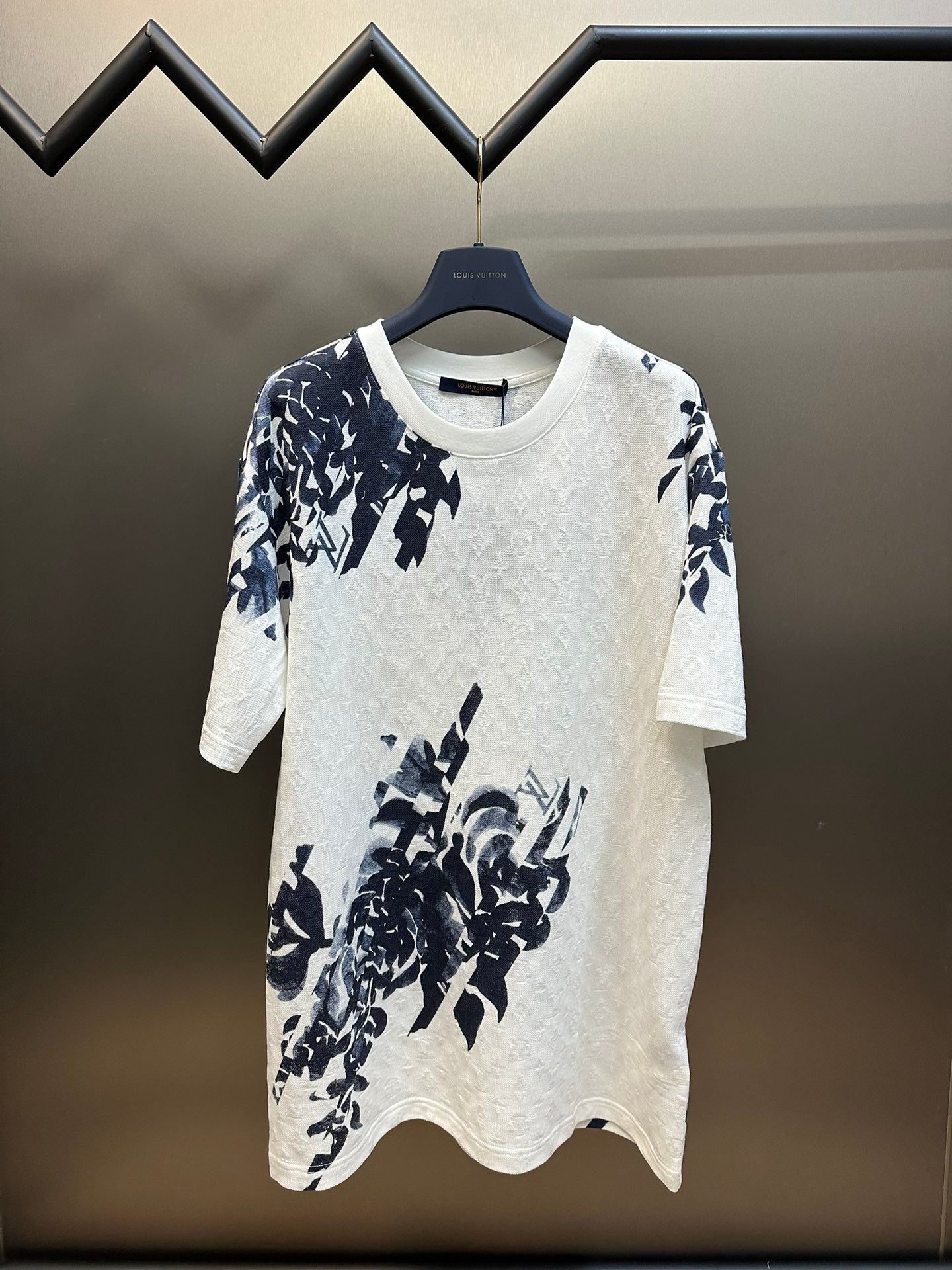 LuxluxHouse Louis Vuitton T-shirt NO.2