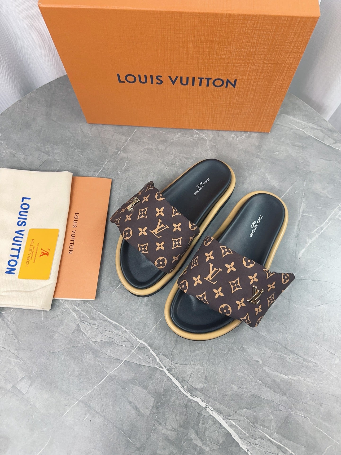 LuxluxHouse Best Quality Sandals Louis Vuitton