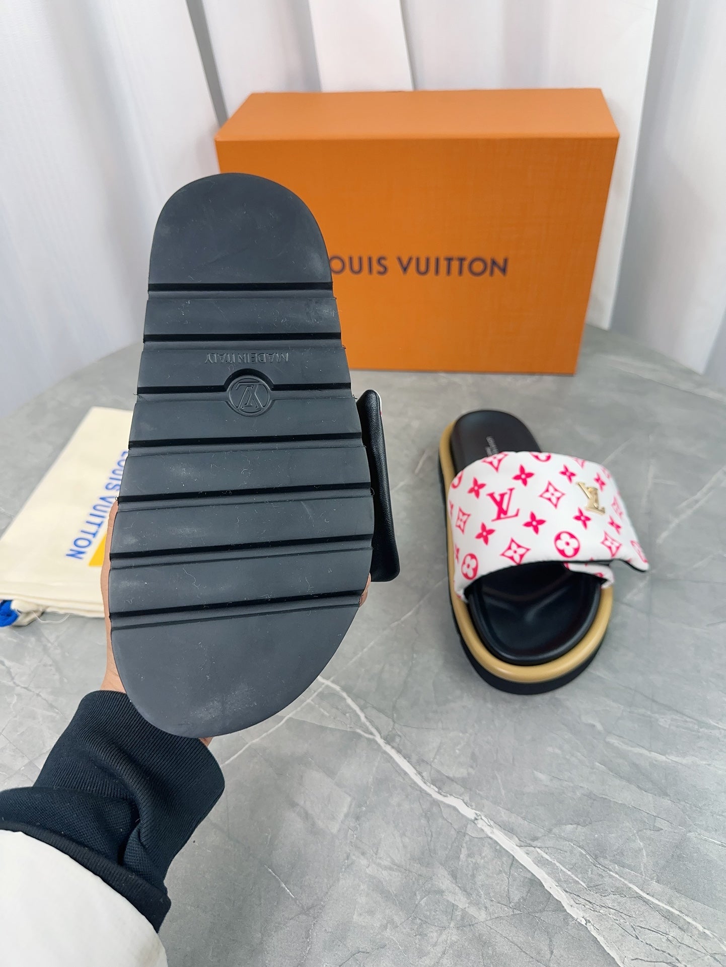 LuxluxHouse Best Quality Sandals Louis Vuitton