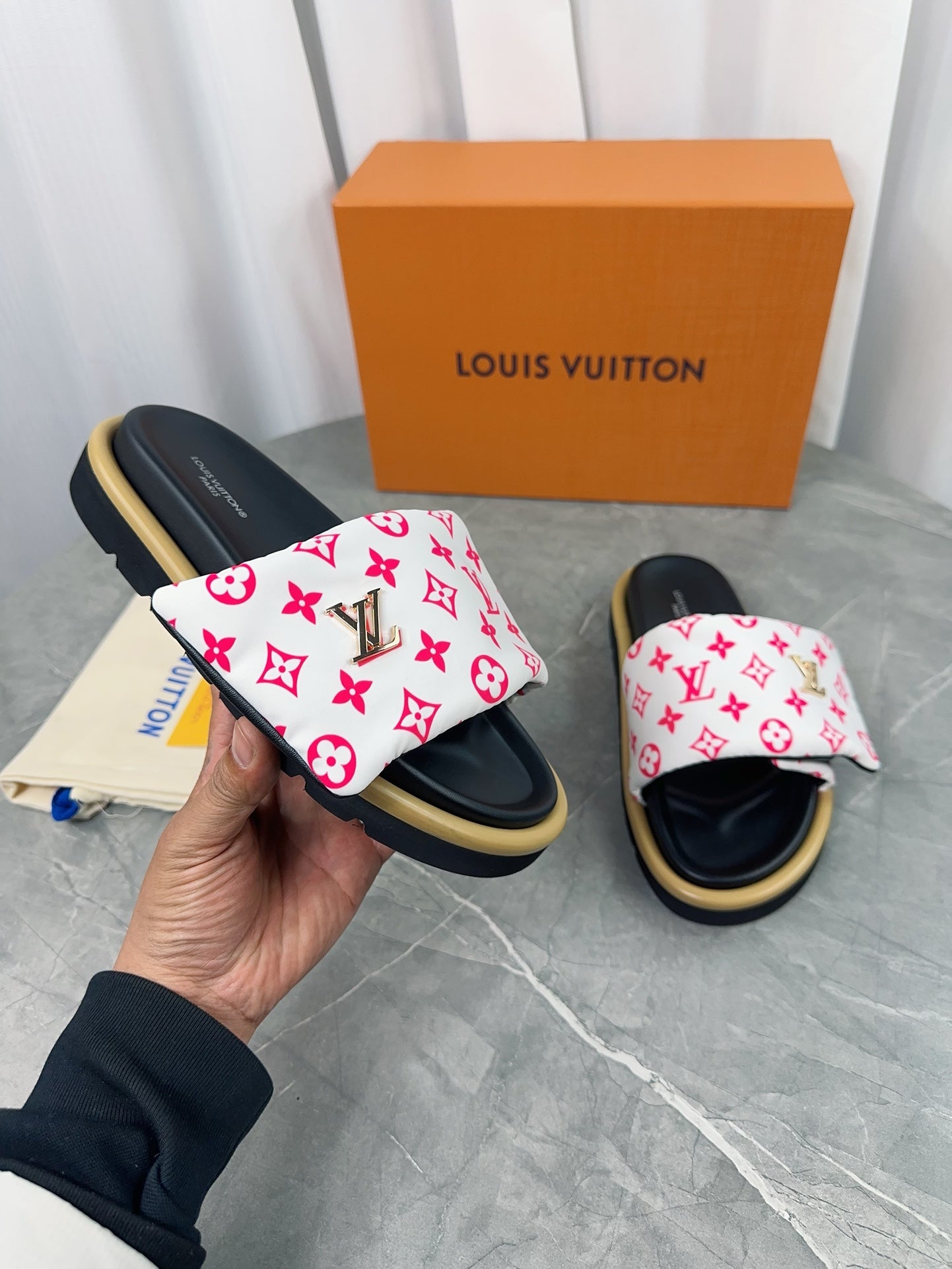 LuxluxHouse Best Quality Sandals Louis Vuitton