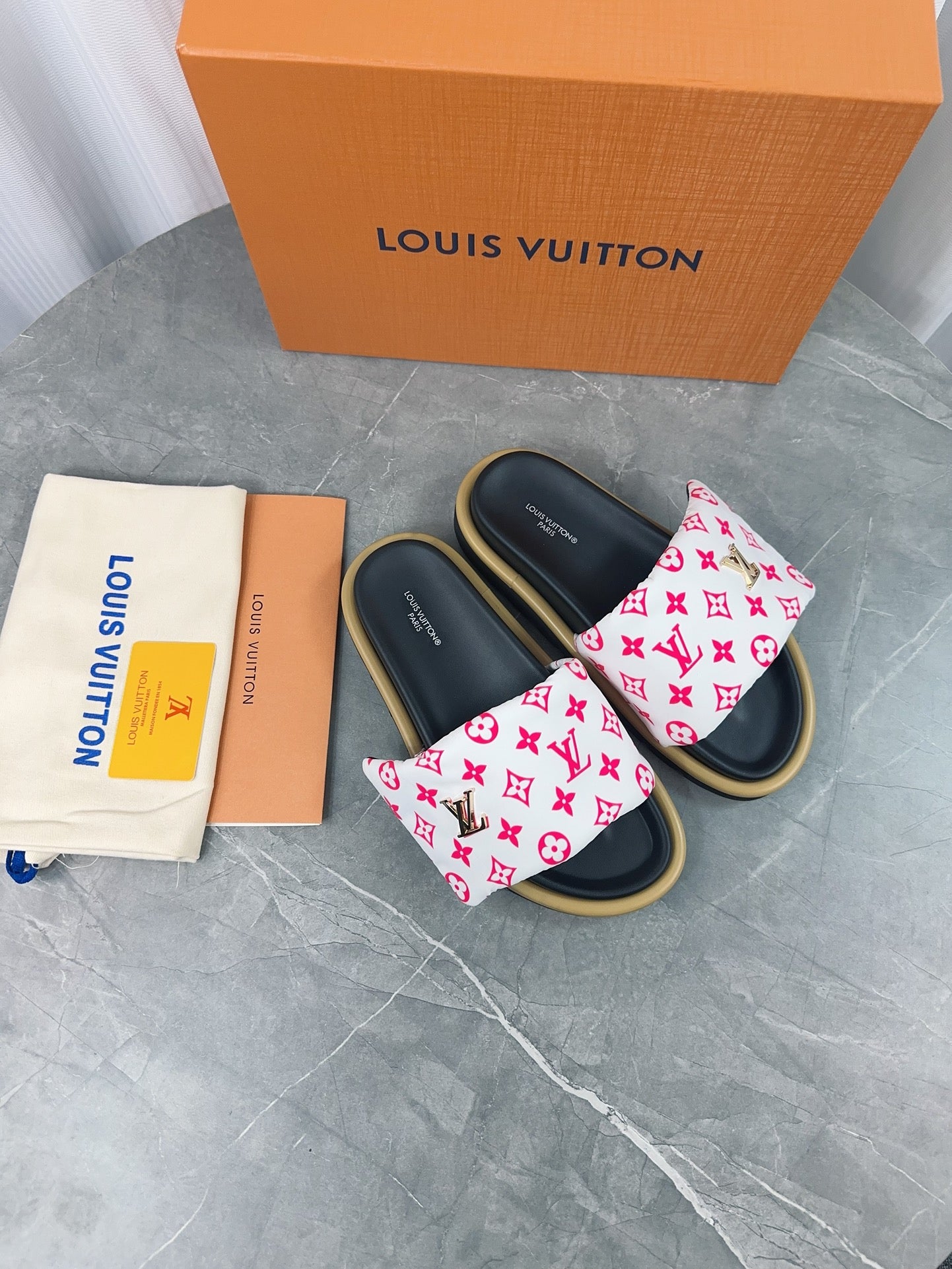 LuxluxHouse Best Quality Sandals Louis Vuitton