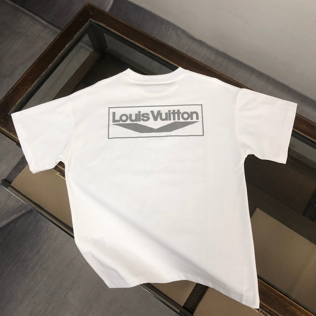 LuxluxHouse Best Quality Clothes T-shirt Louis Vuitton