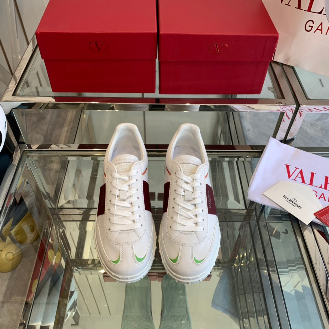 LuxluxHouse Best Quality Shoes Valentino